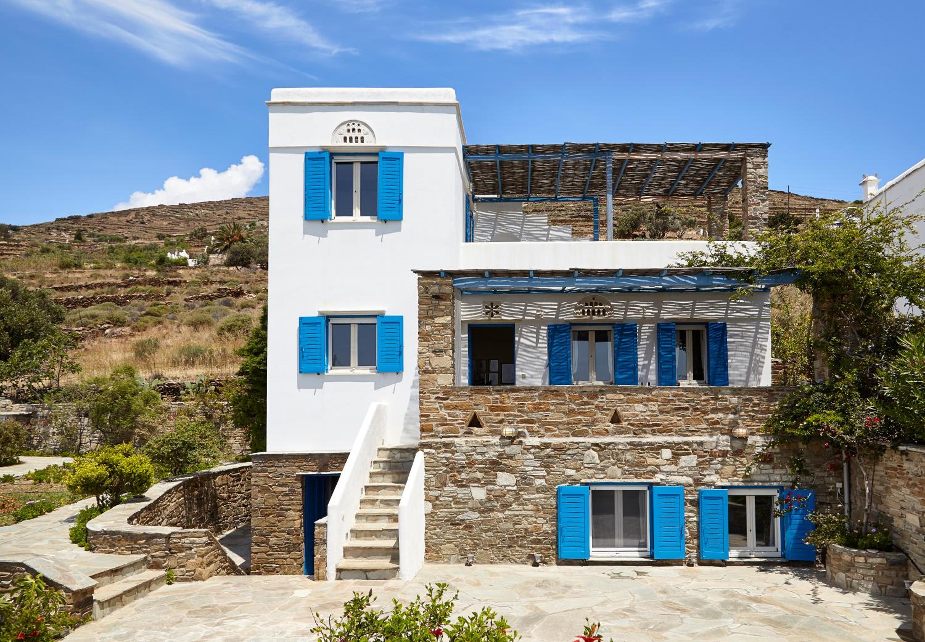 Dinora Villa