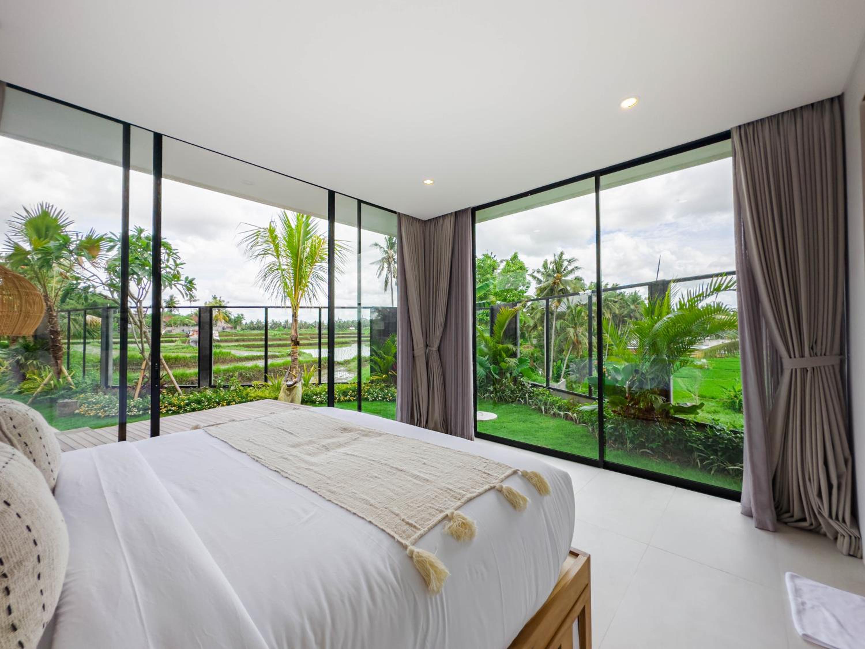 Emma Villa with Ricefields View Ubud