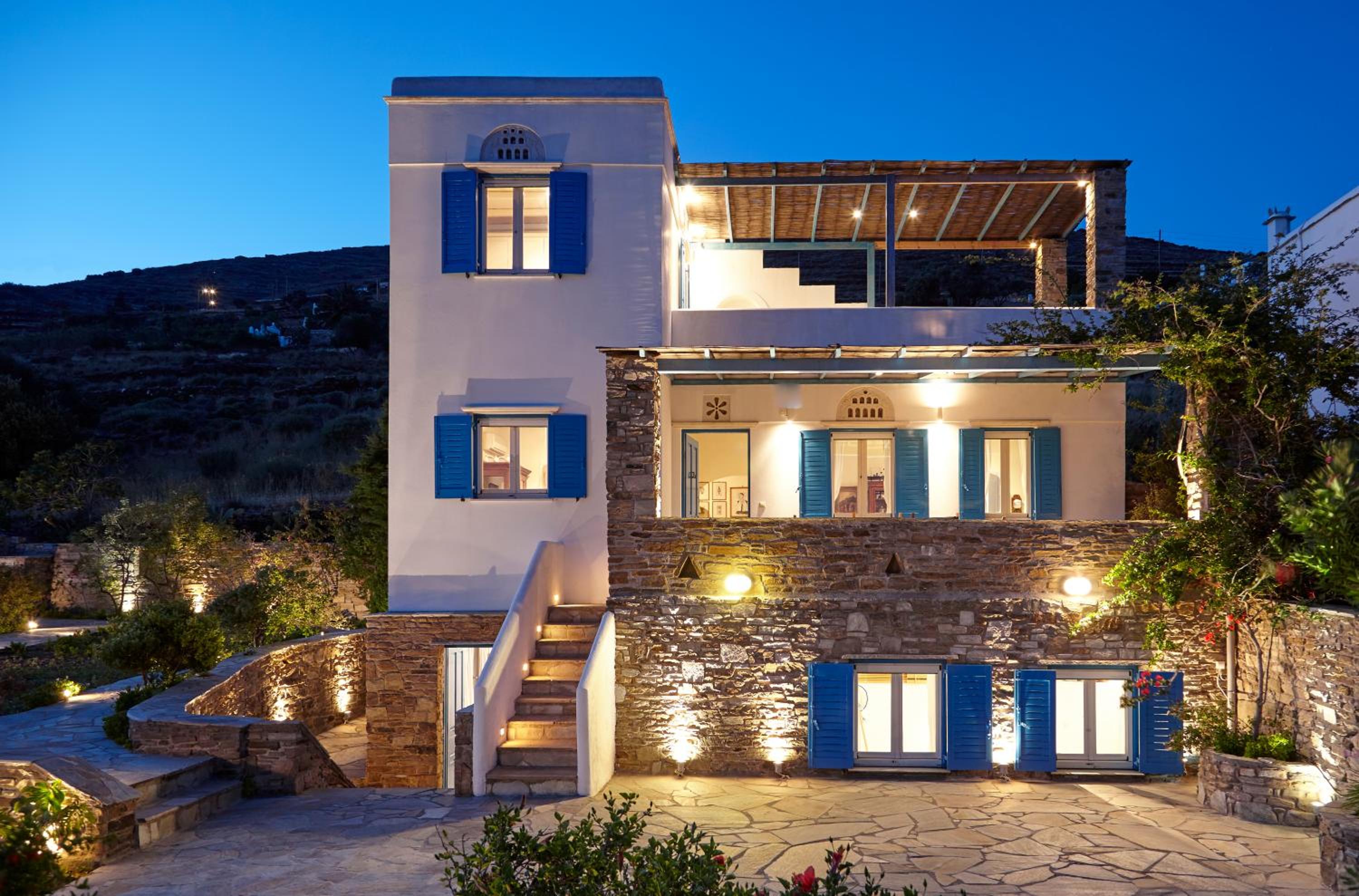 Dinora Villa