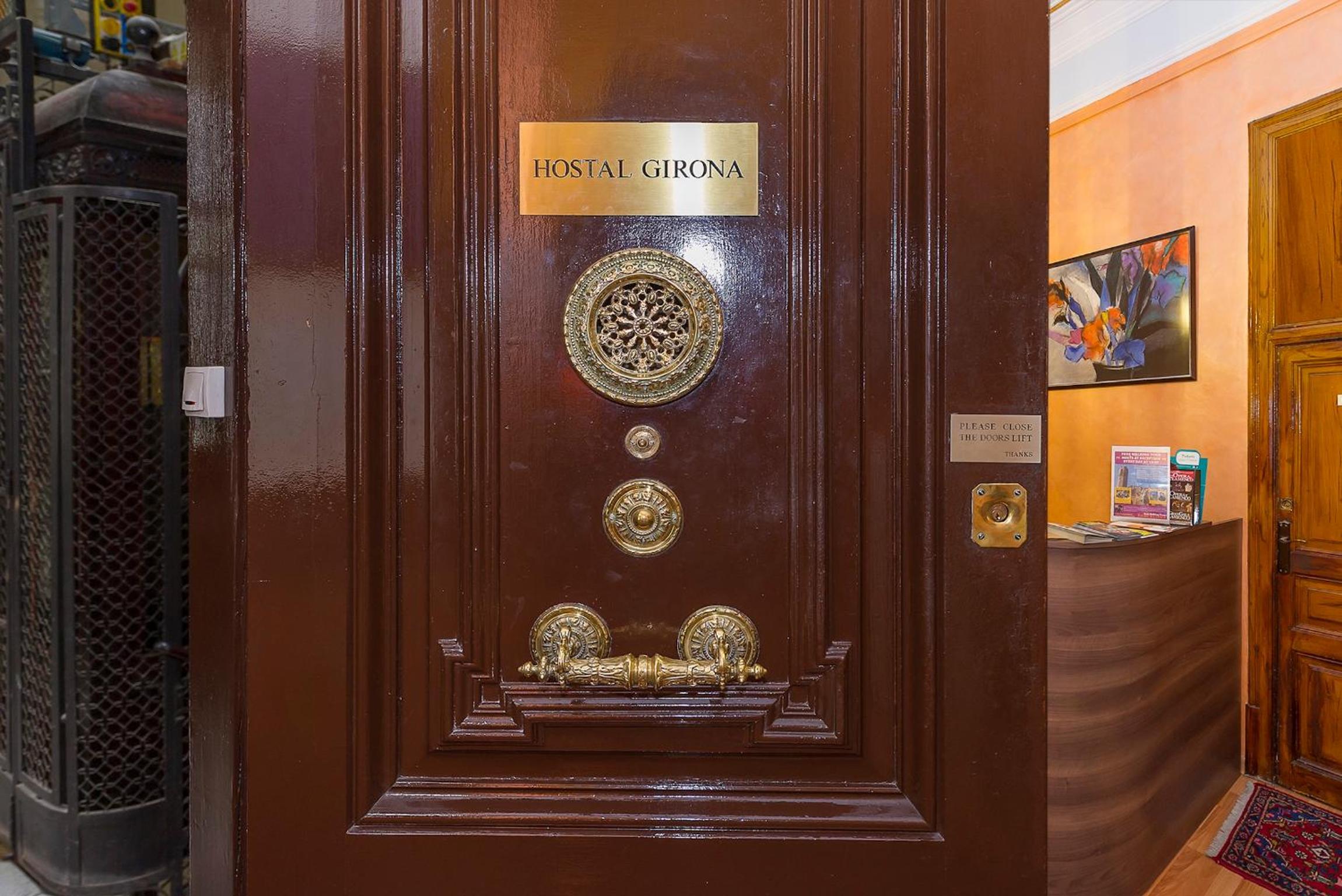 Hostal Girona