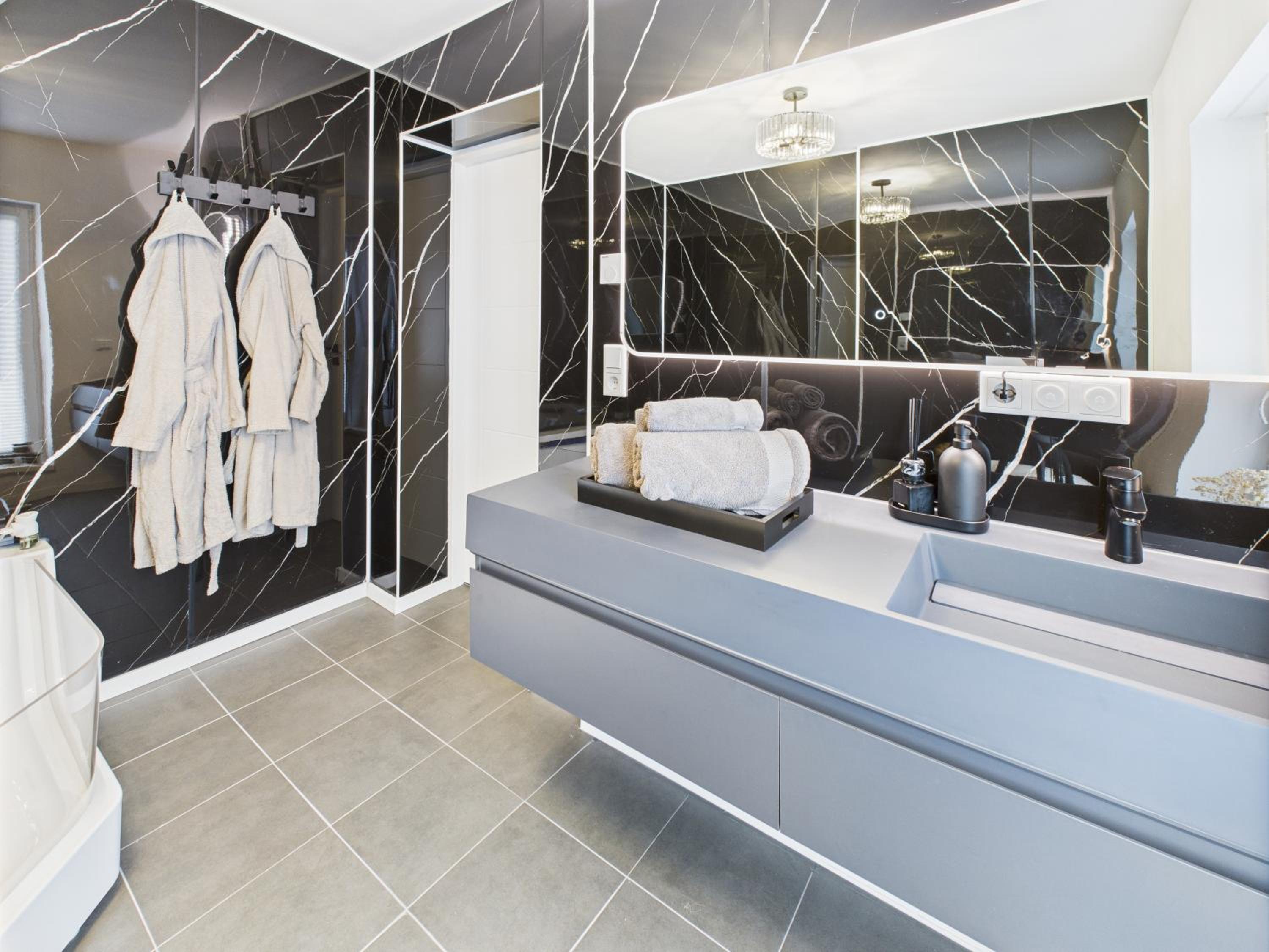 Loft and Living Private Spa am See mit Sauna und Whirlpool