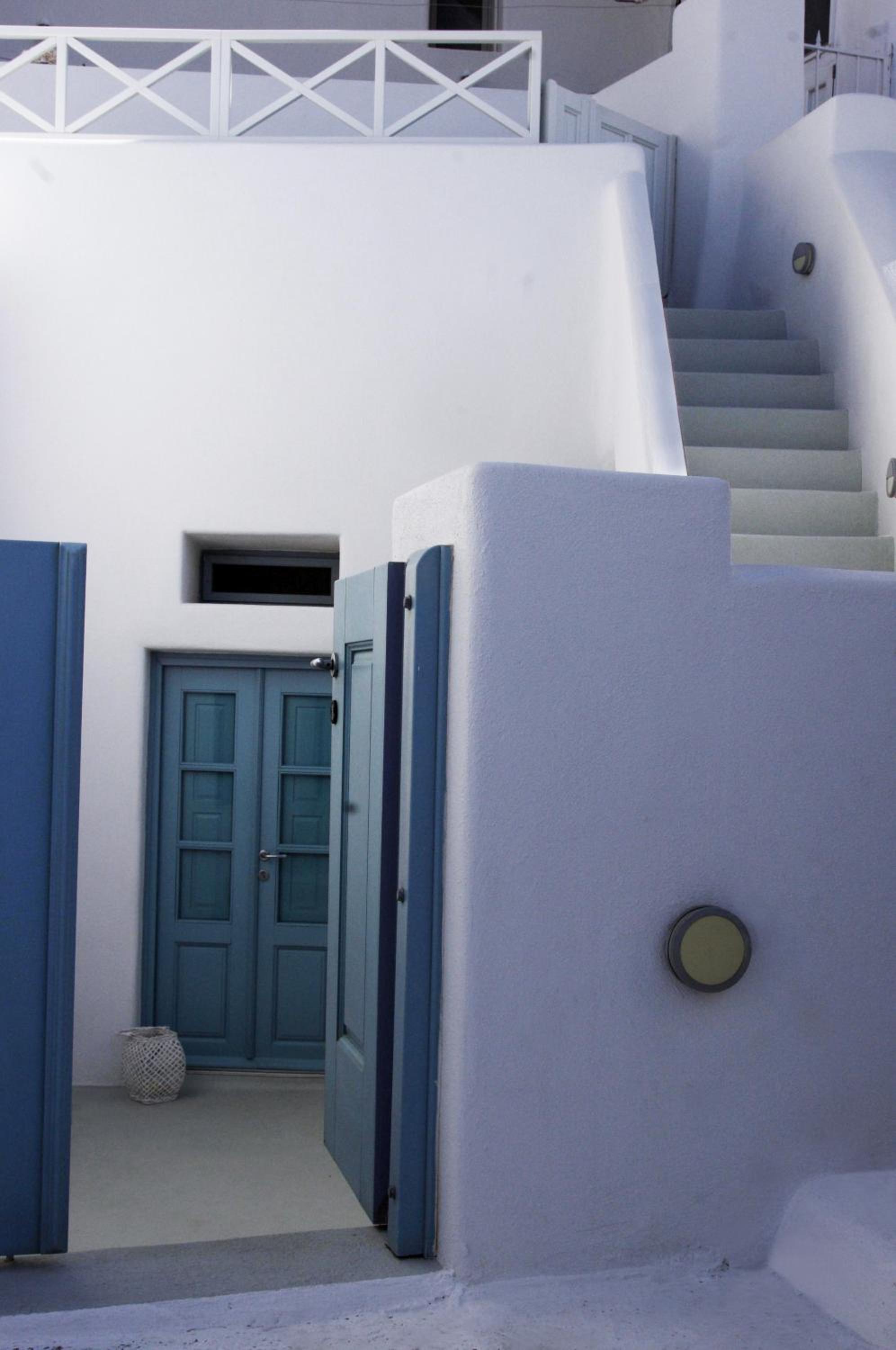 Santoniro Villa photo 4