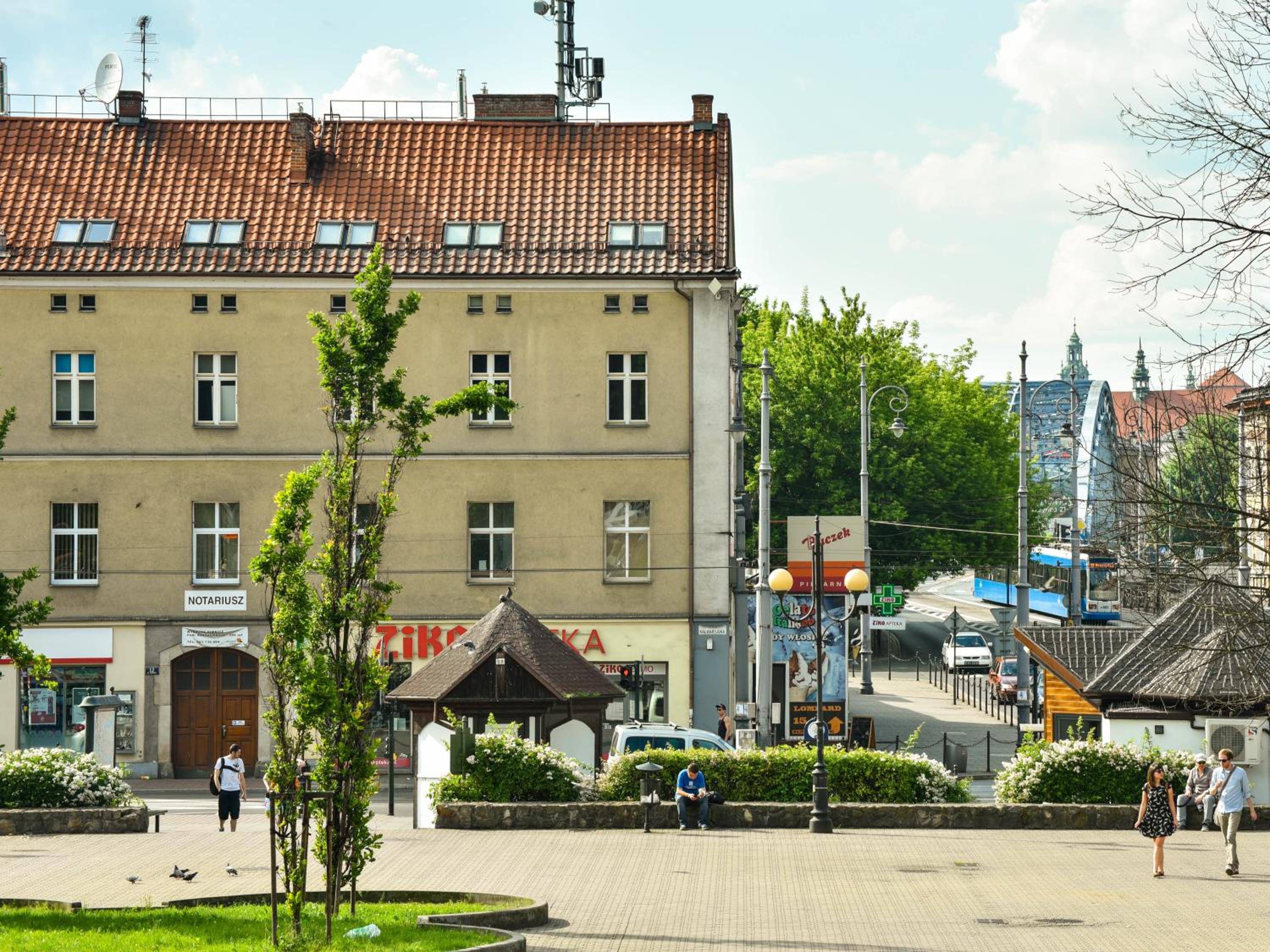 K12 Apartments