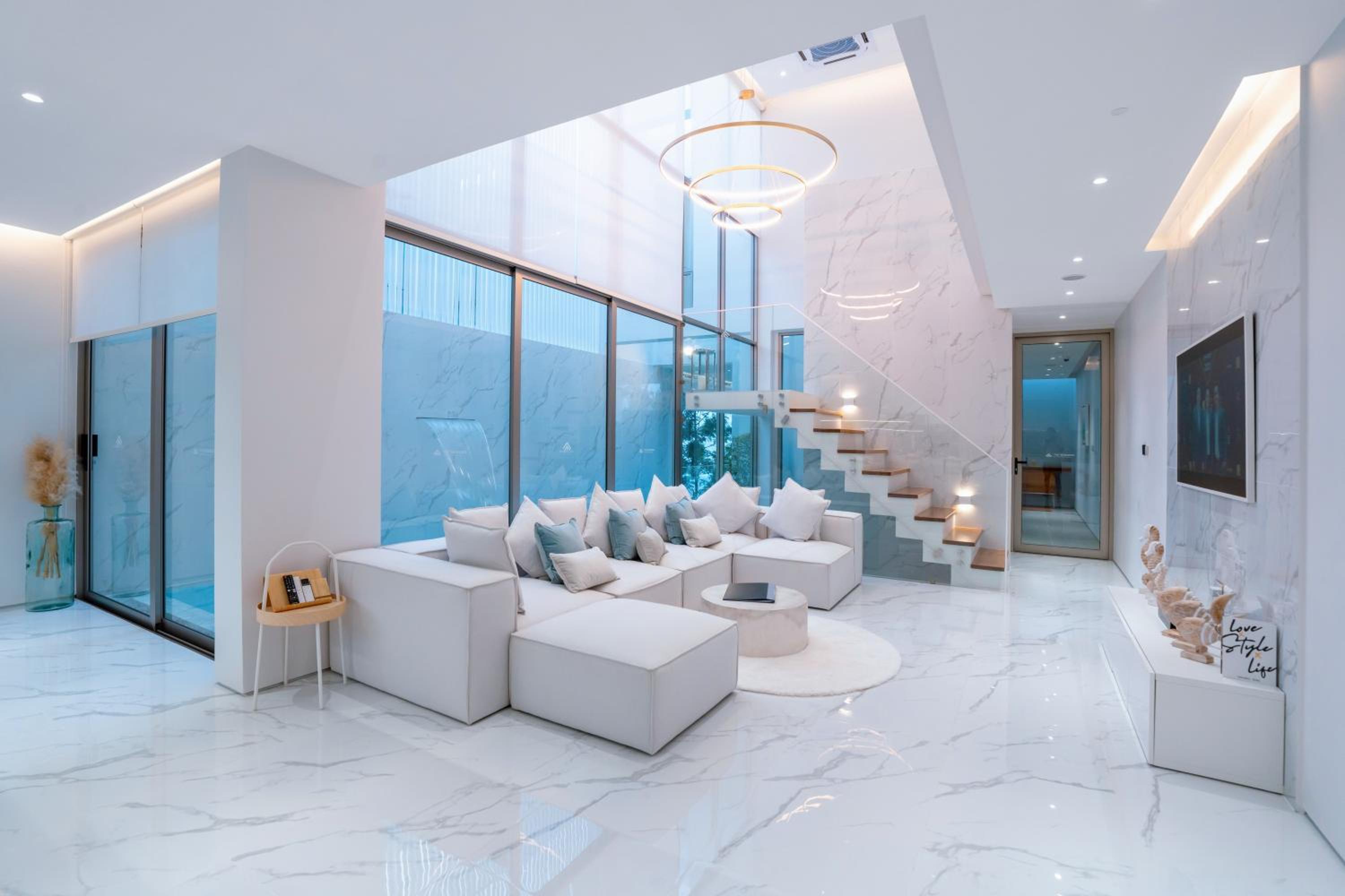 Tropical 3BR Villa with Private Pool Residence Villa by Warm Plus