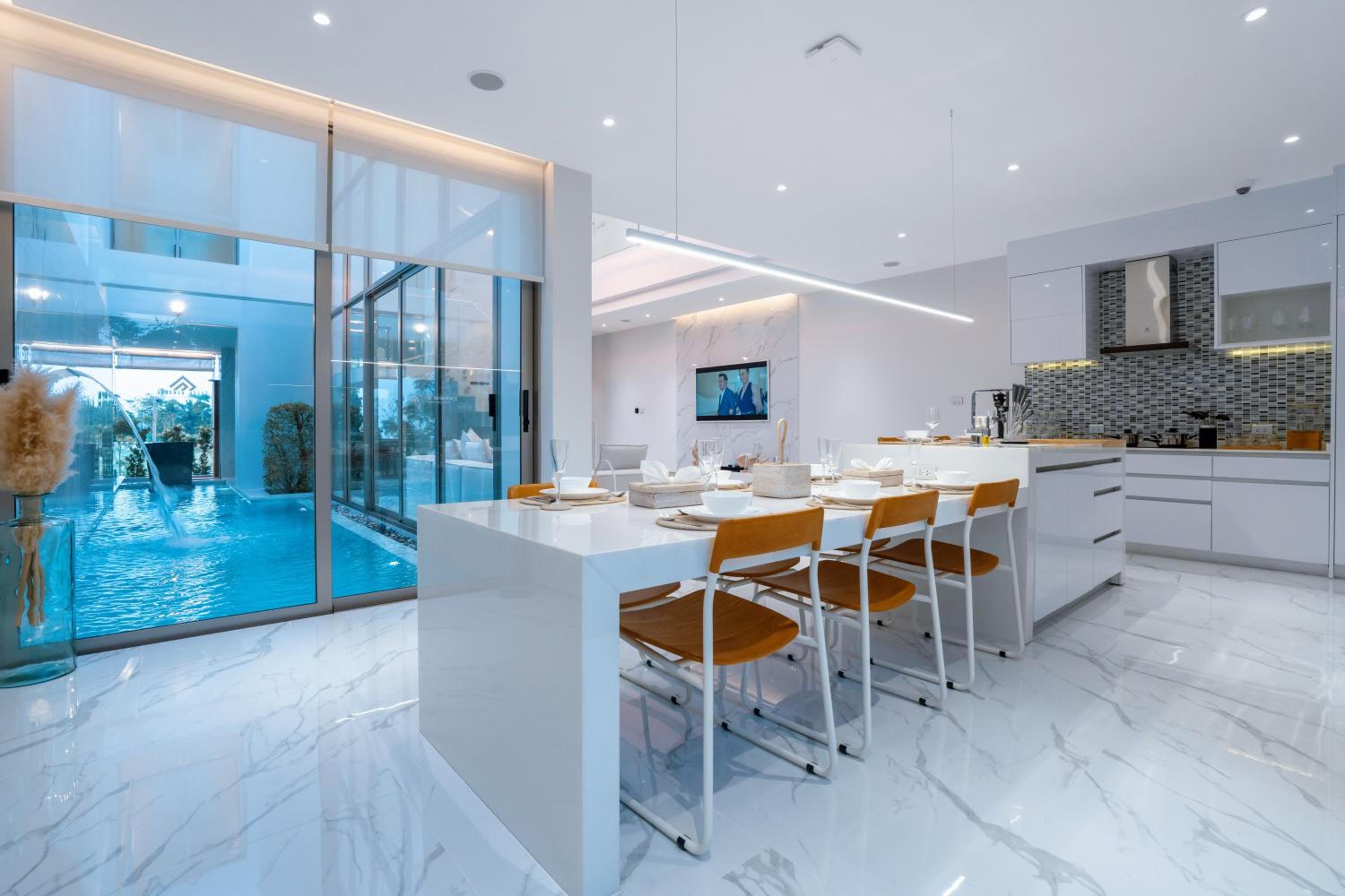 Tropical 3BR Villa with Private Pool Residence Villa by Warm Plus