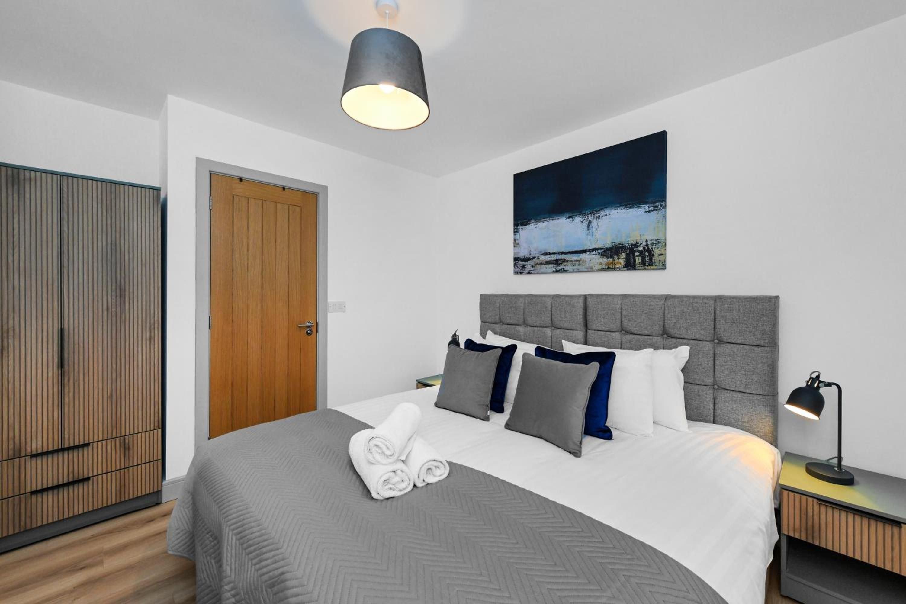 Matlock Town Centre Flat Near Transport Links