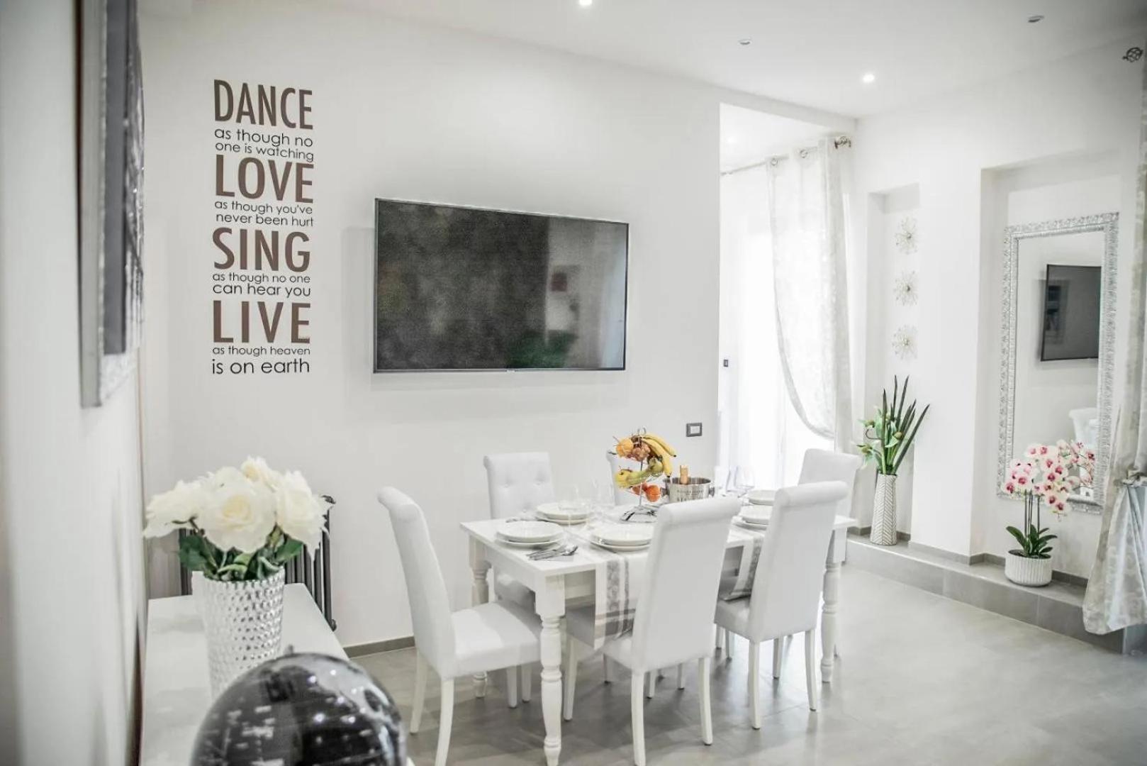 Central Luxury Apartment