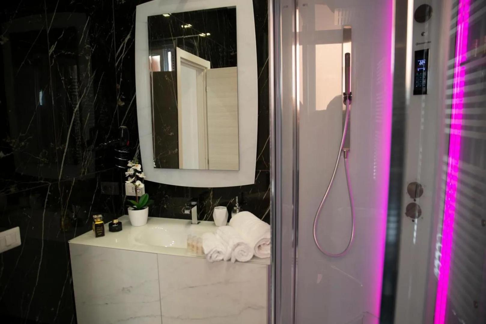Central Luxury Apartment