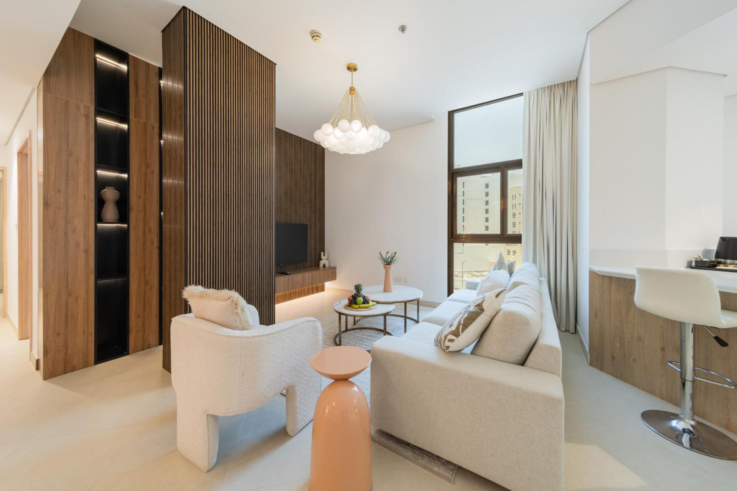 EDEN'S Homes & Villas - Iris Amber