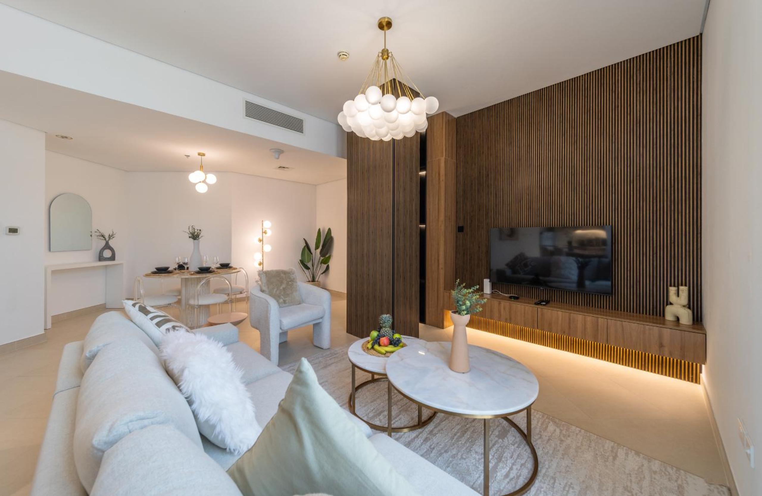 EDEN'S Homes & Villas - Iris Amber
