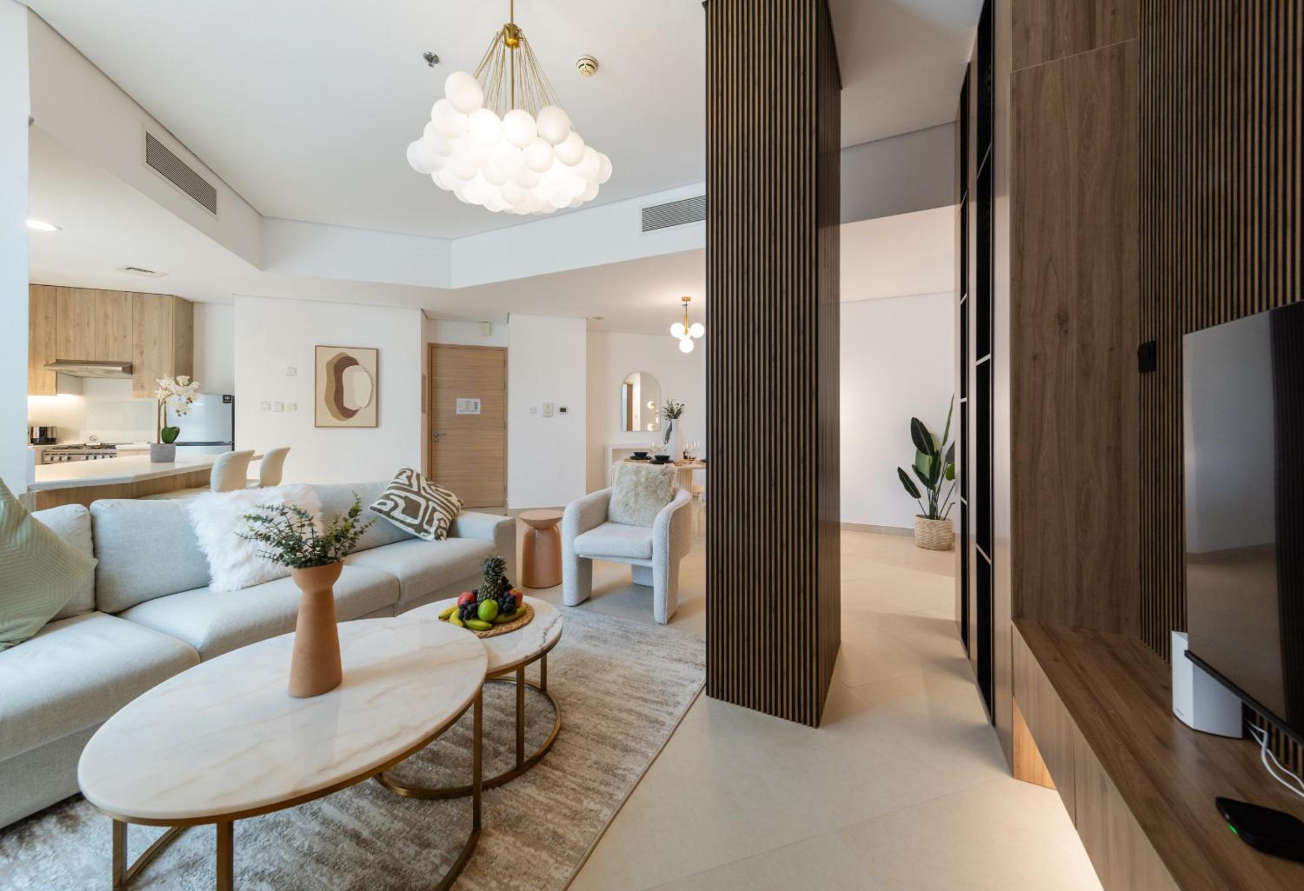 EDEN'S Homes & Villas - Iris Amber
