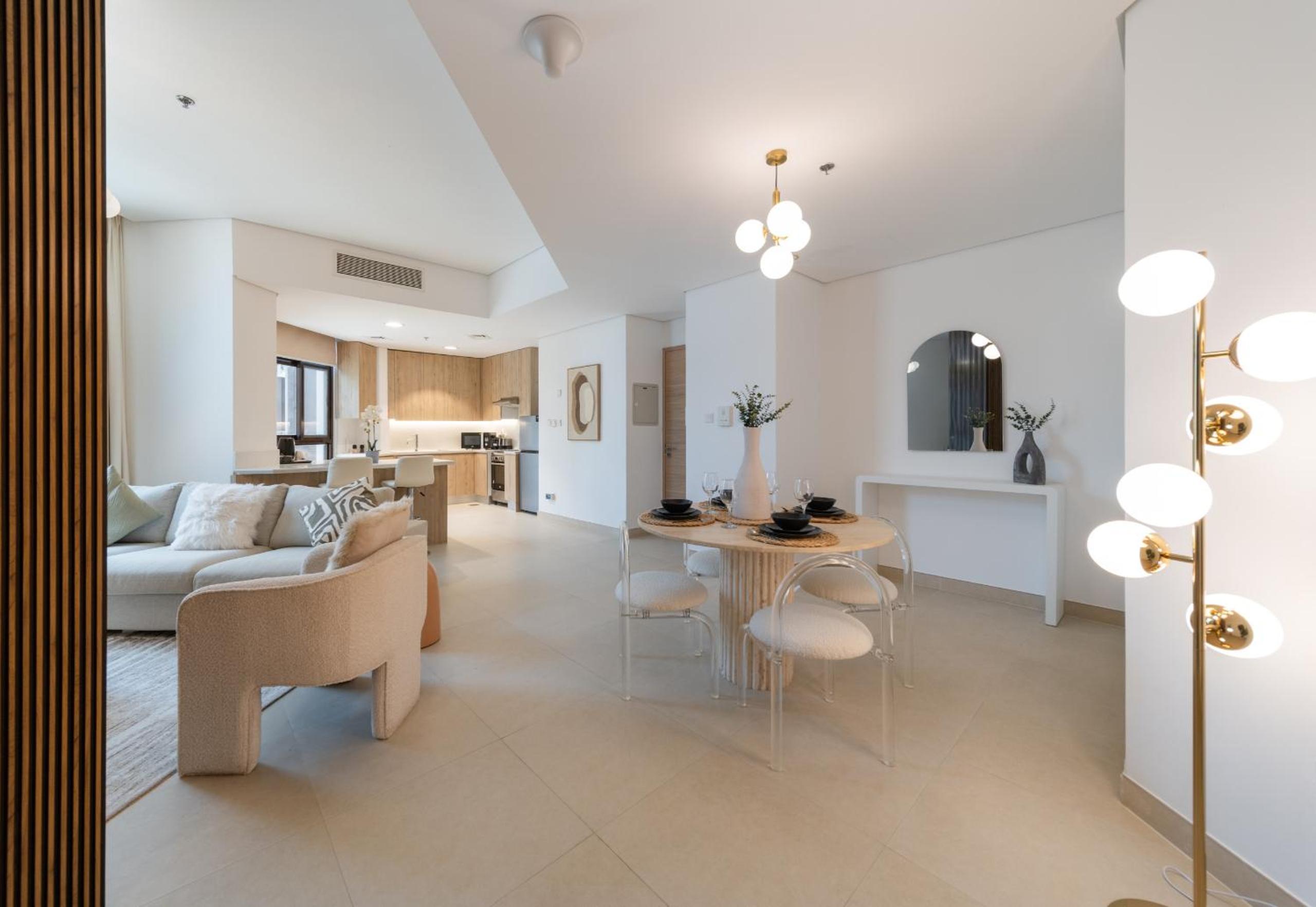 EDEN'S Homes & Villas - Iris Amber