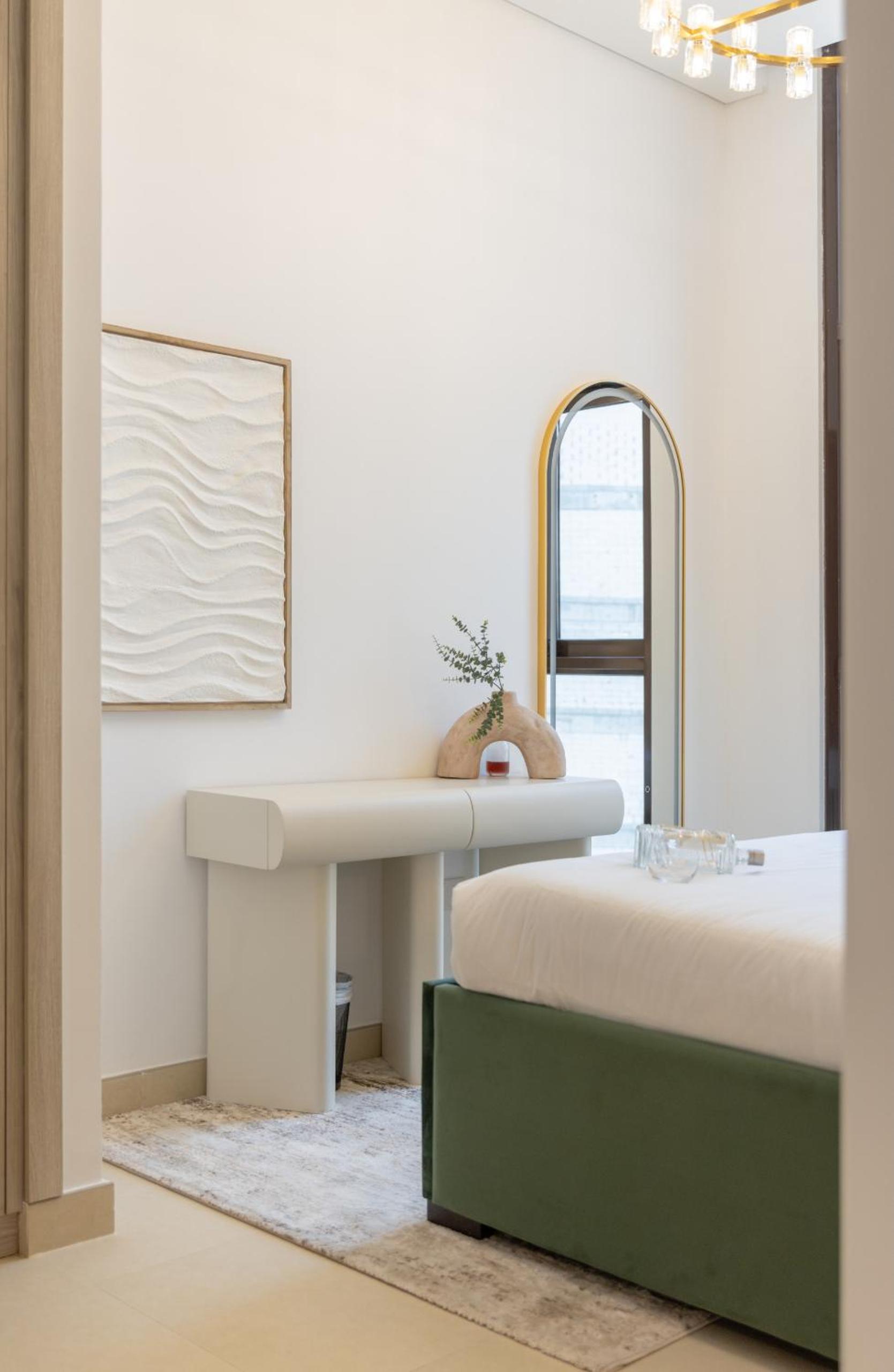 EDEN'S Homes & Villas - Iris Amber