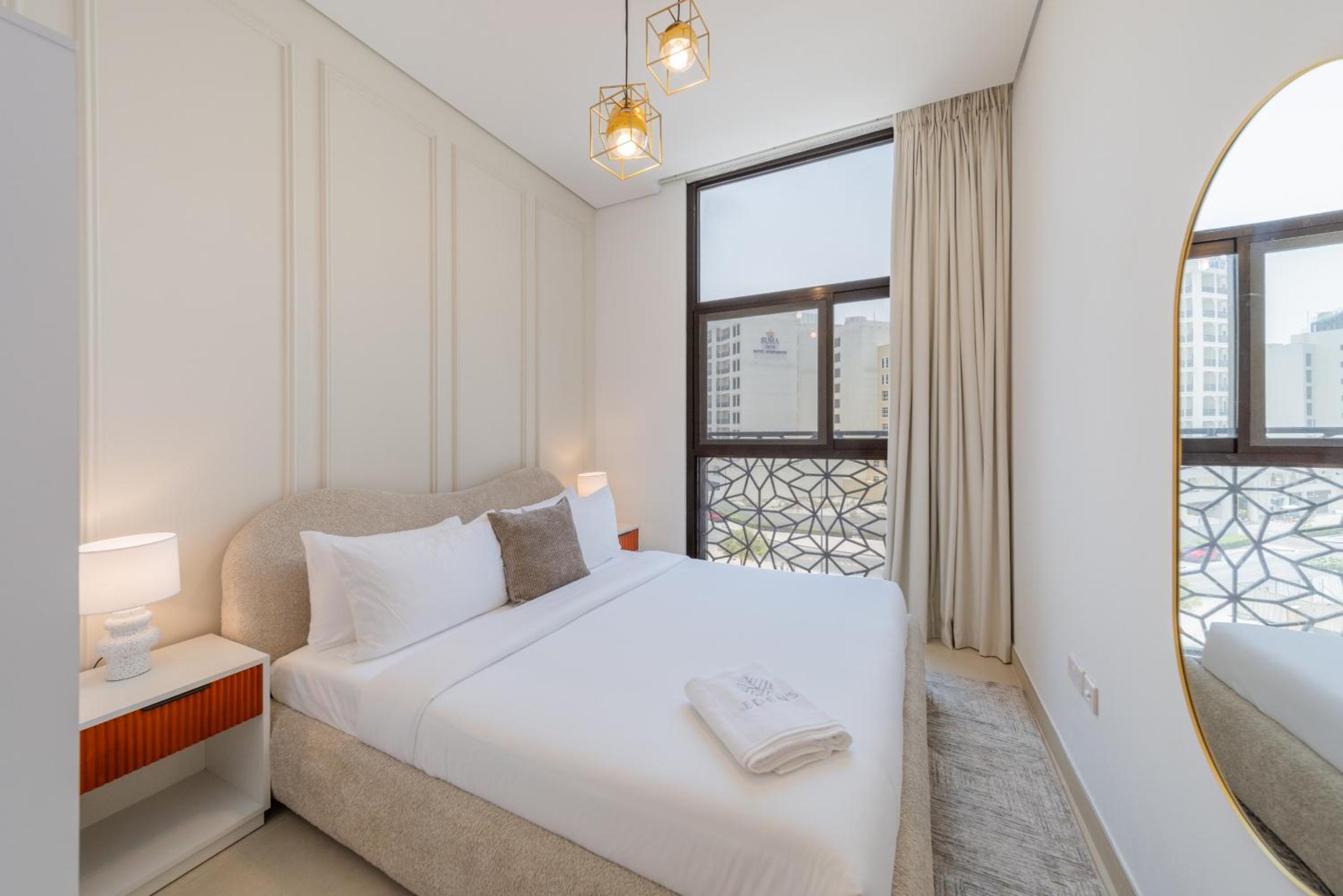 EDEN'S Homes & Villas - Iris Amber