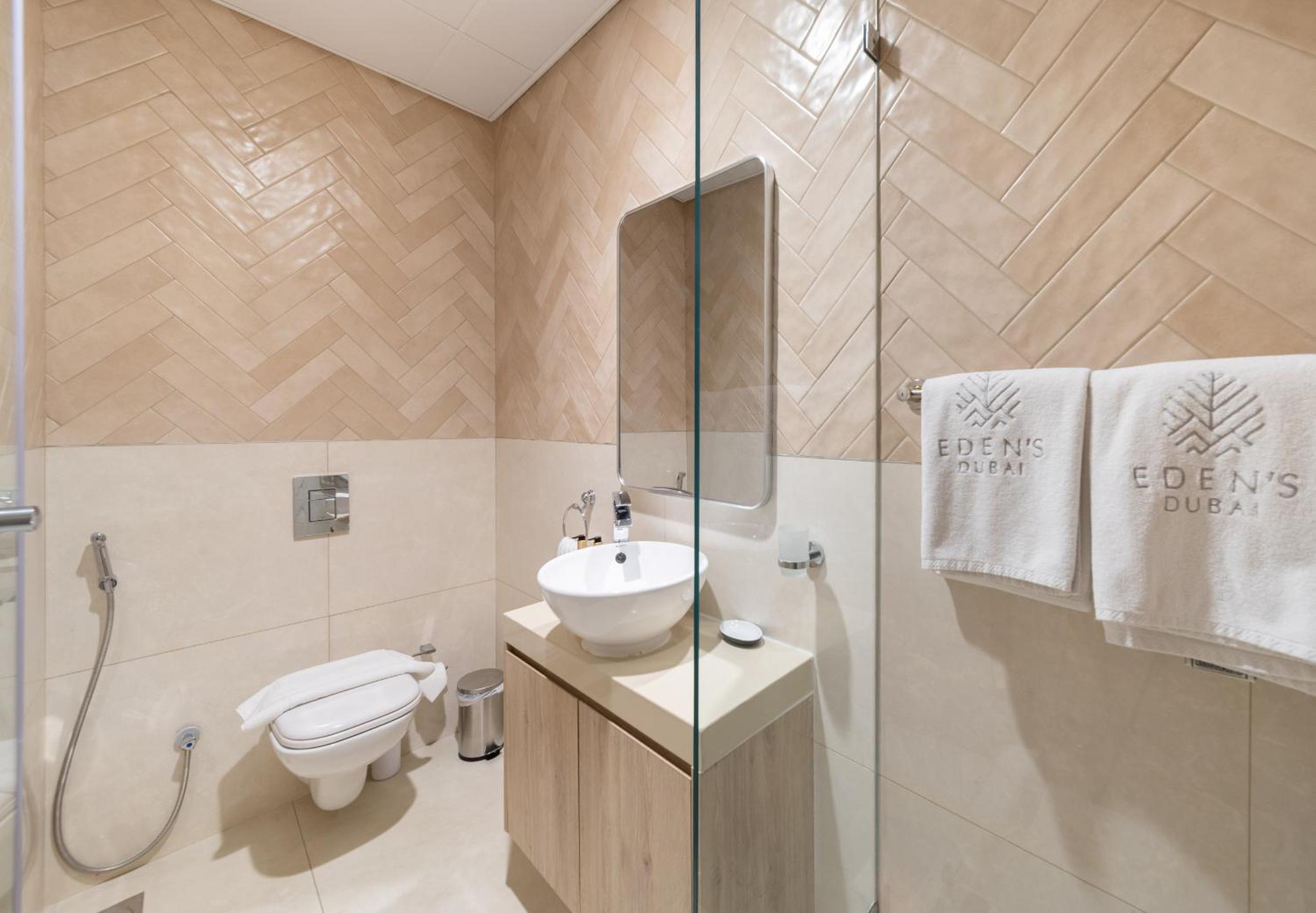 EDEN'S Homes & Villas - Iris Amber