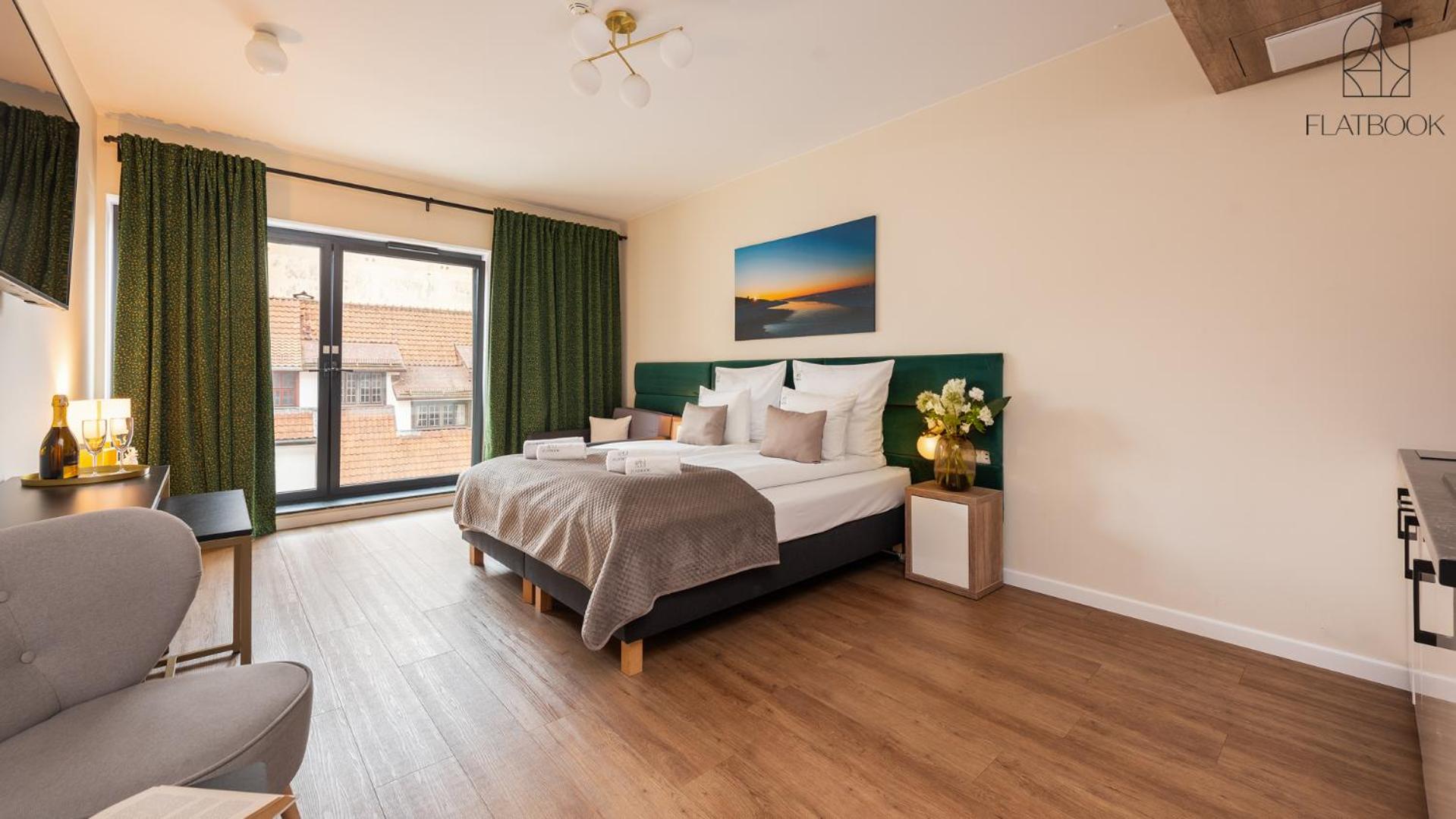 Flatbook - City Center Apartments Deo Plaza Studio II