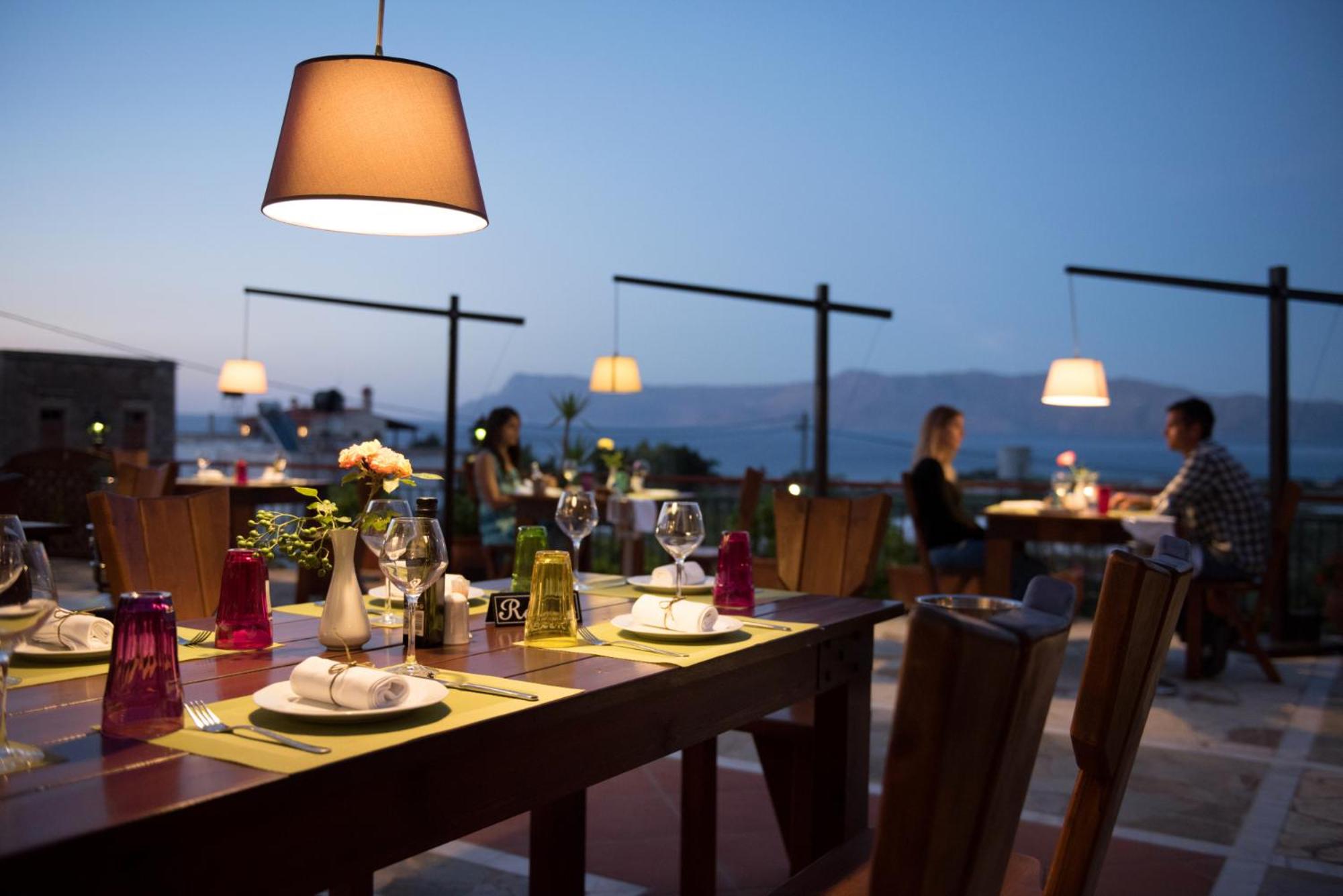 Kaliviani Traditional Hotel