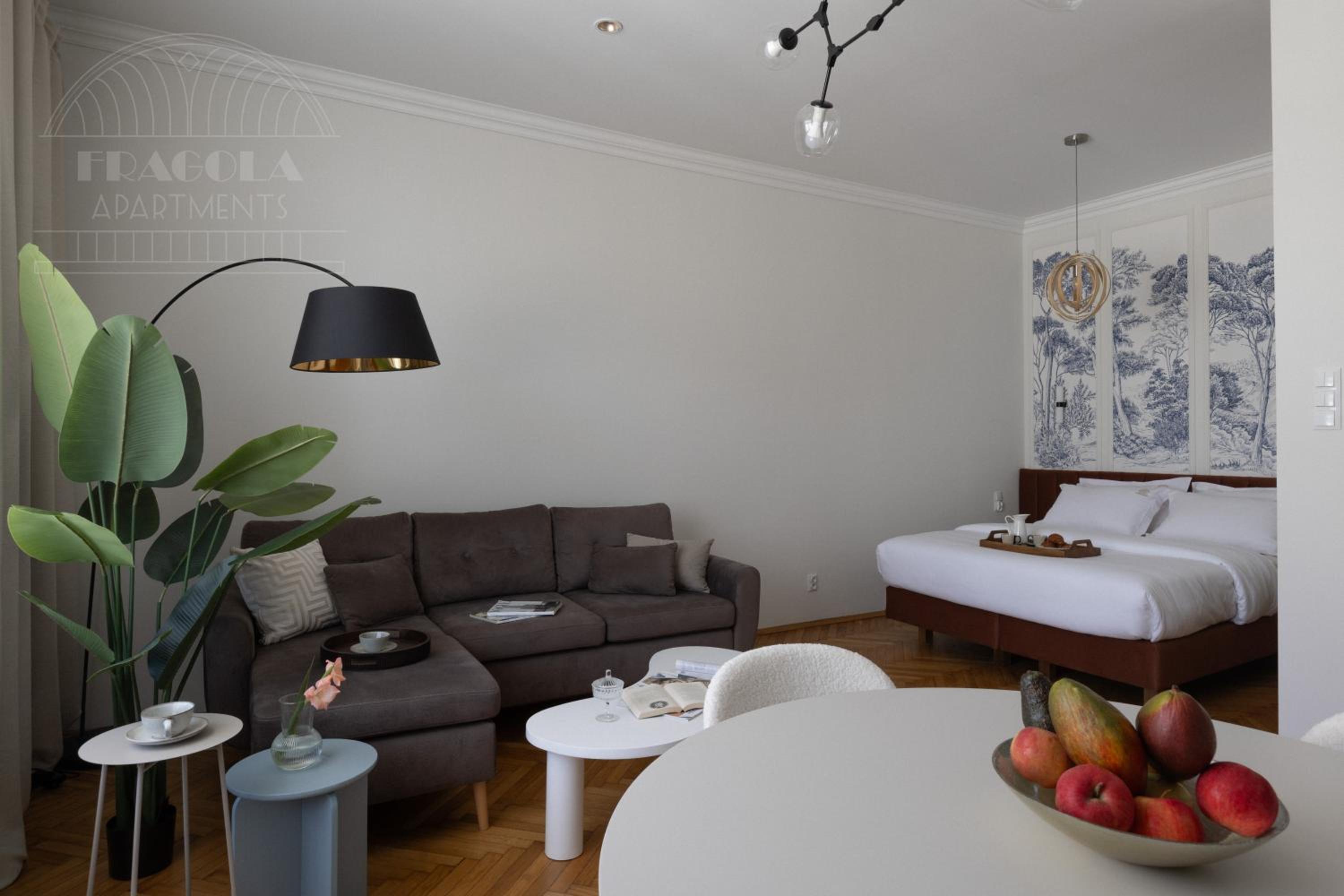 Fragola Apartments Florian Gate