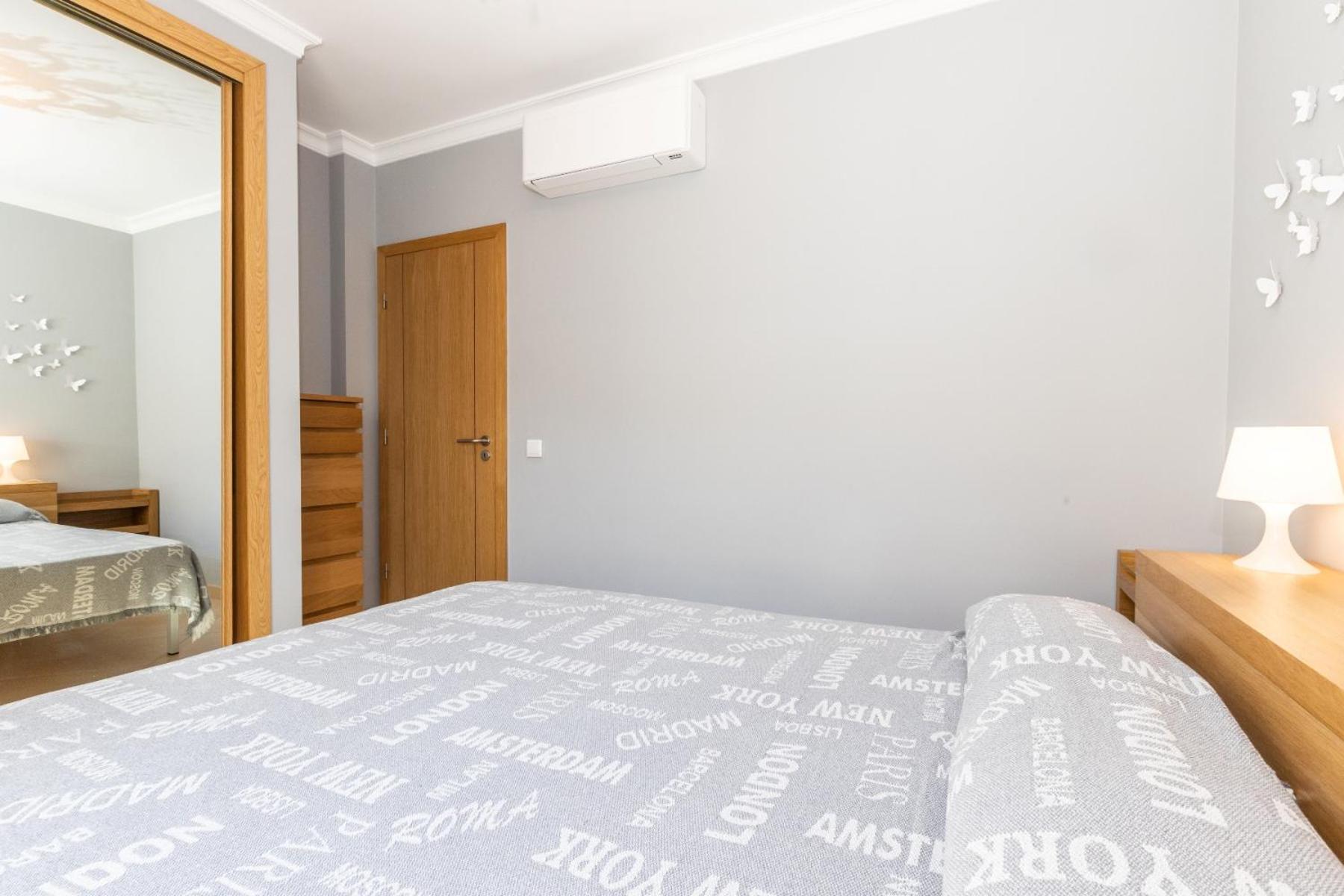 Arribas Beach House 19V3 by AlgarveManta