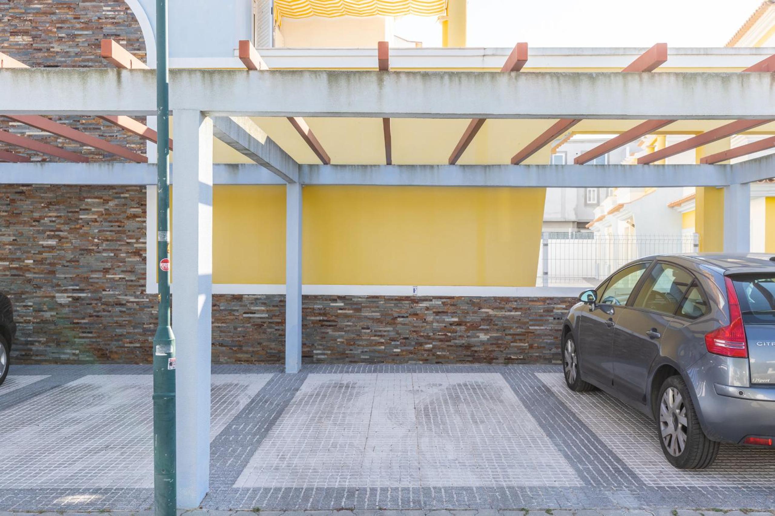 Arribas Beach House 19V3 by AlgarveManta