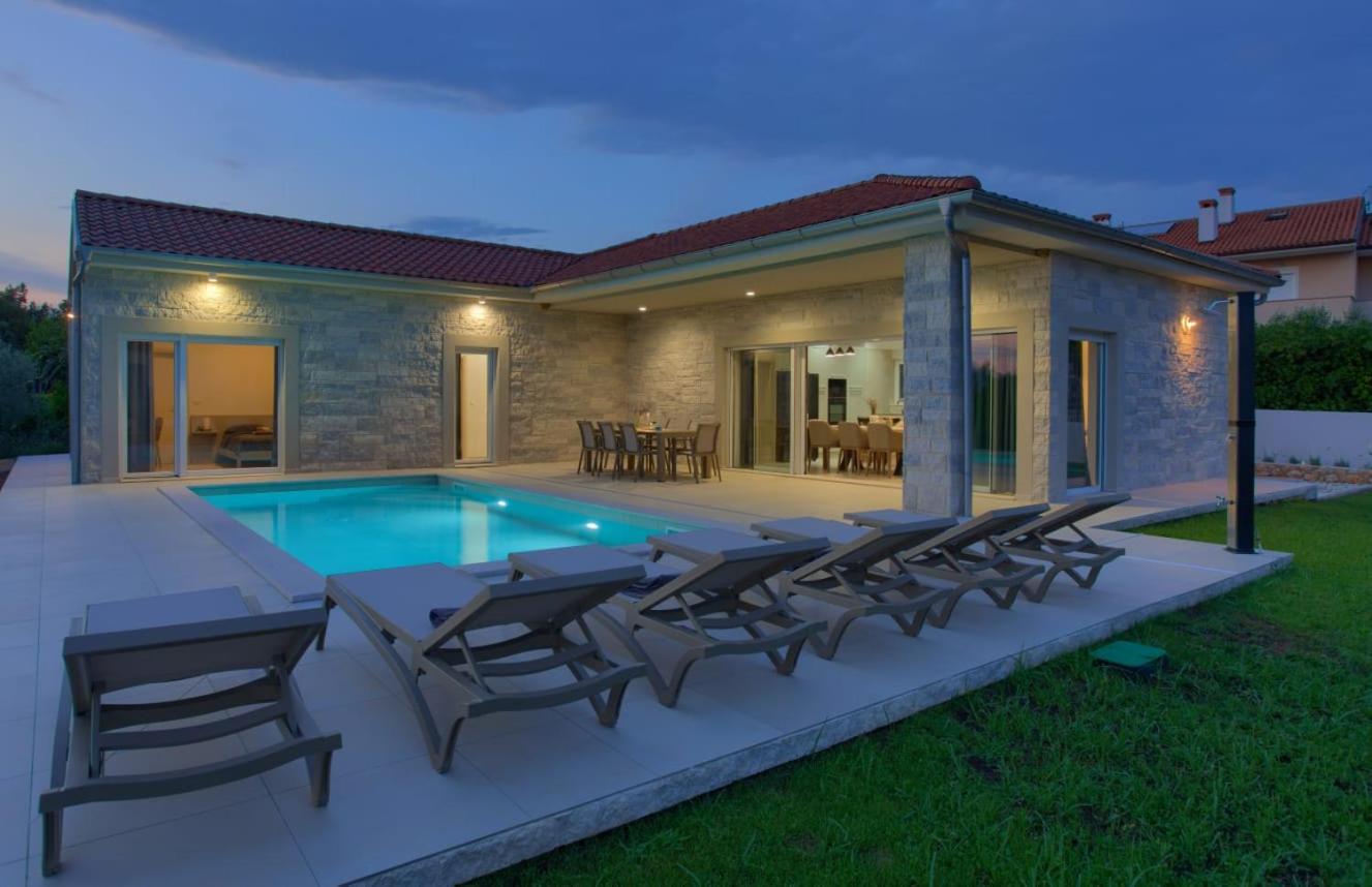 Villa FUSKA with private pool