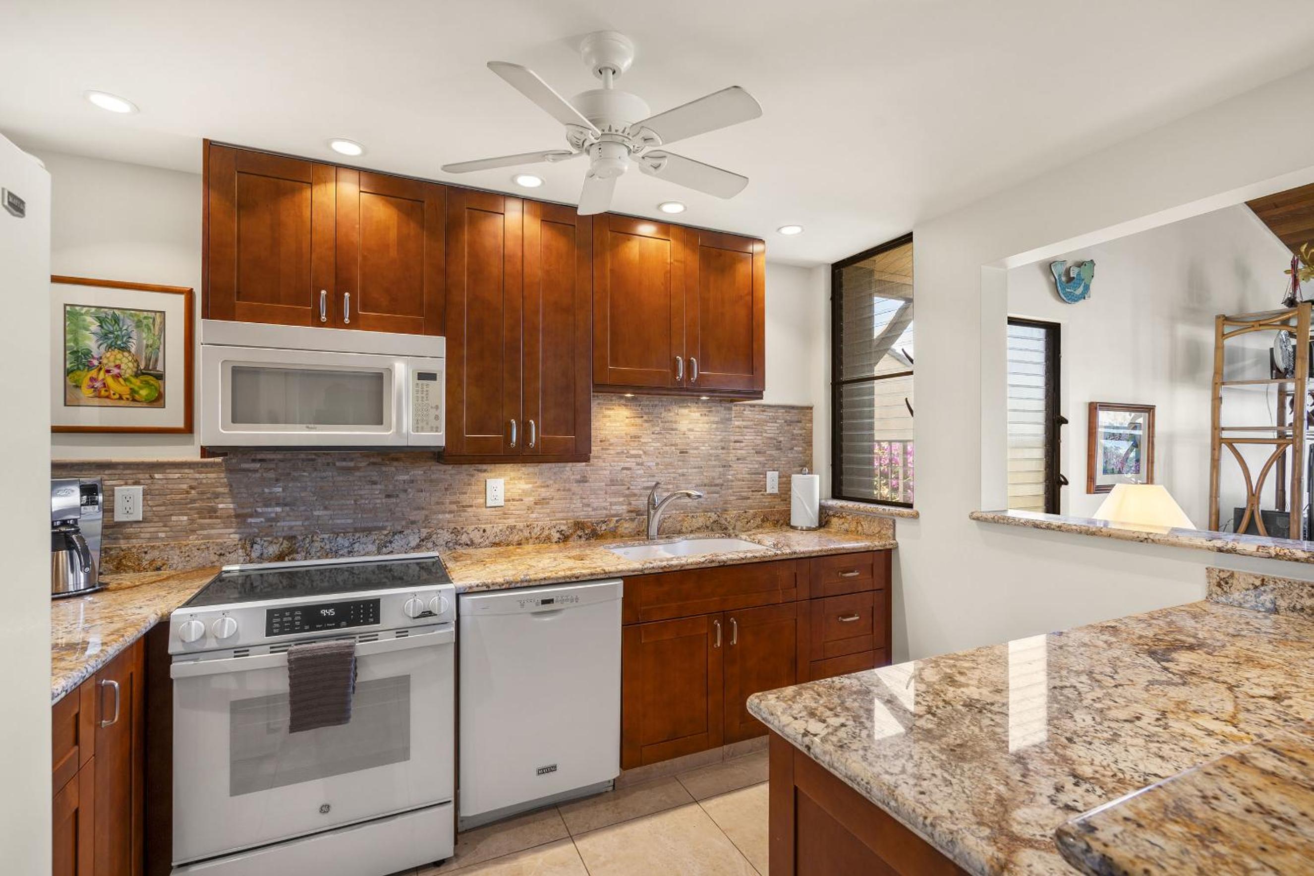 Wailea Elua 808 - Scenic Ocean Views, Classic Wailea Charm, Central AC, Wi-Fi