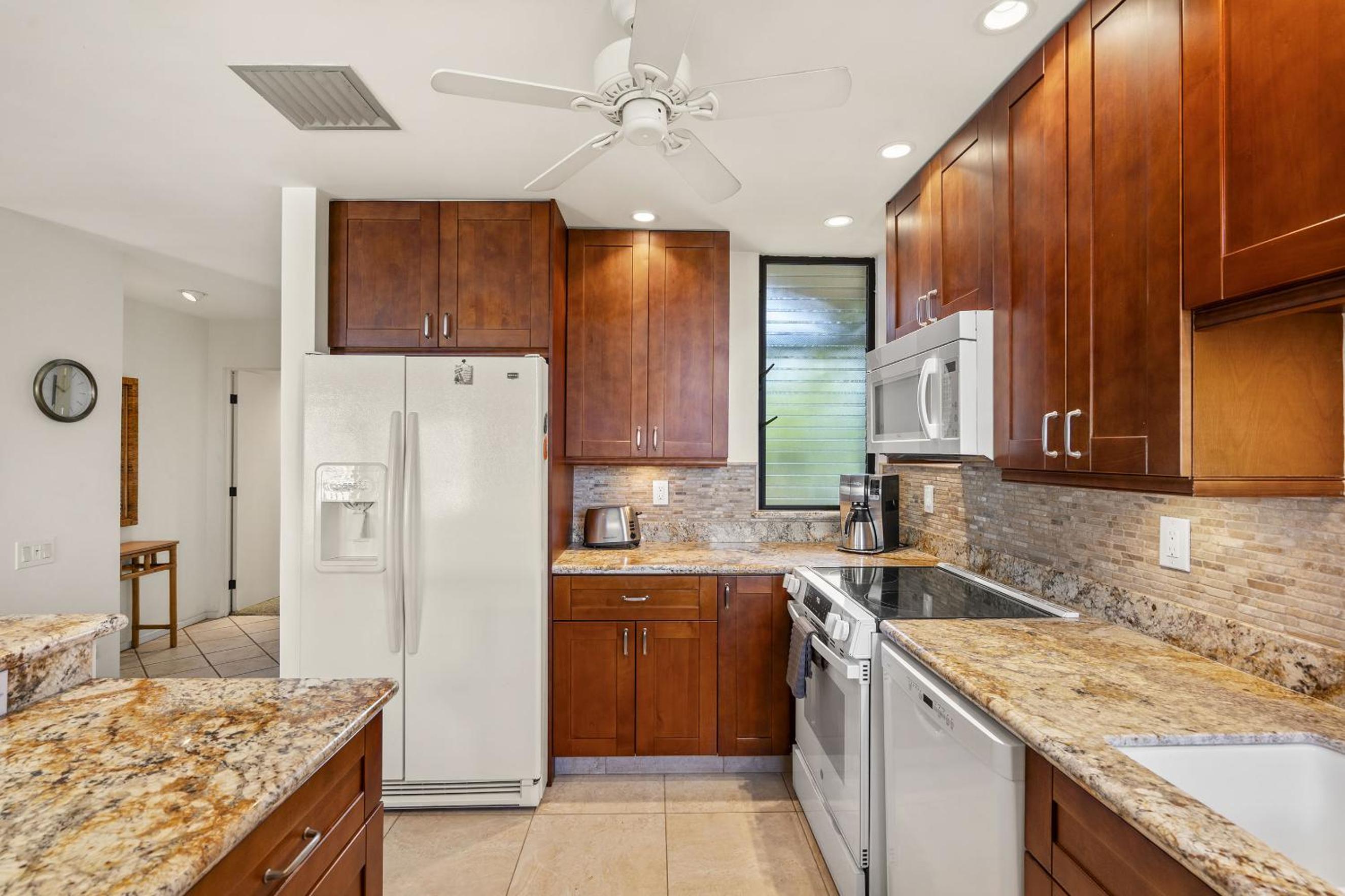 Wailea Elua 808 - Scenic Ocean Views, Classic Wailea Charm, Central AC, Wi-Fi