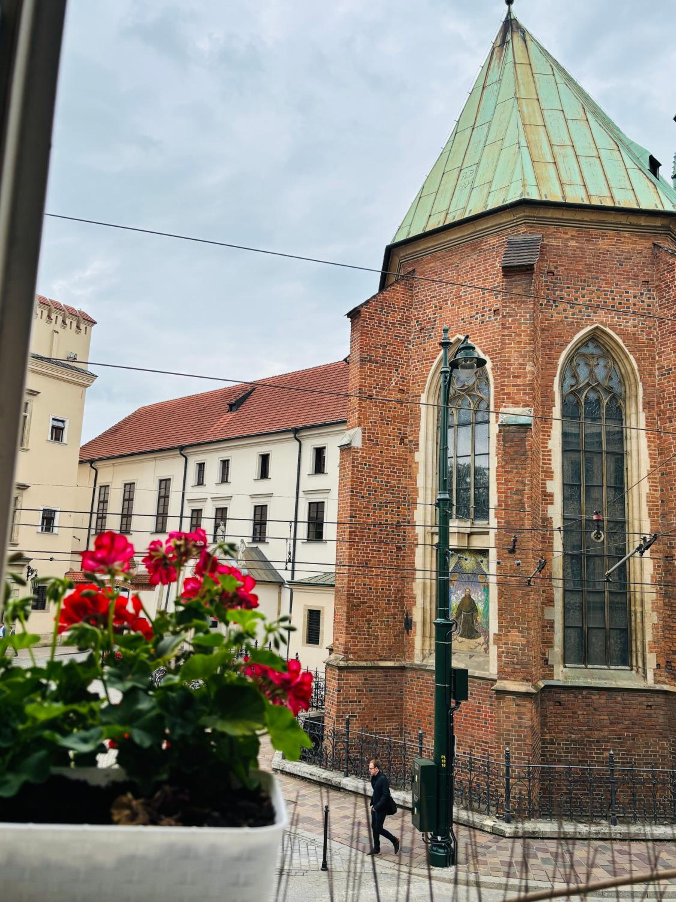 Krakow Apartments & Rooms