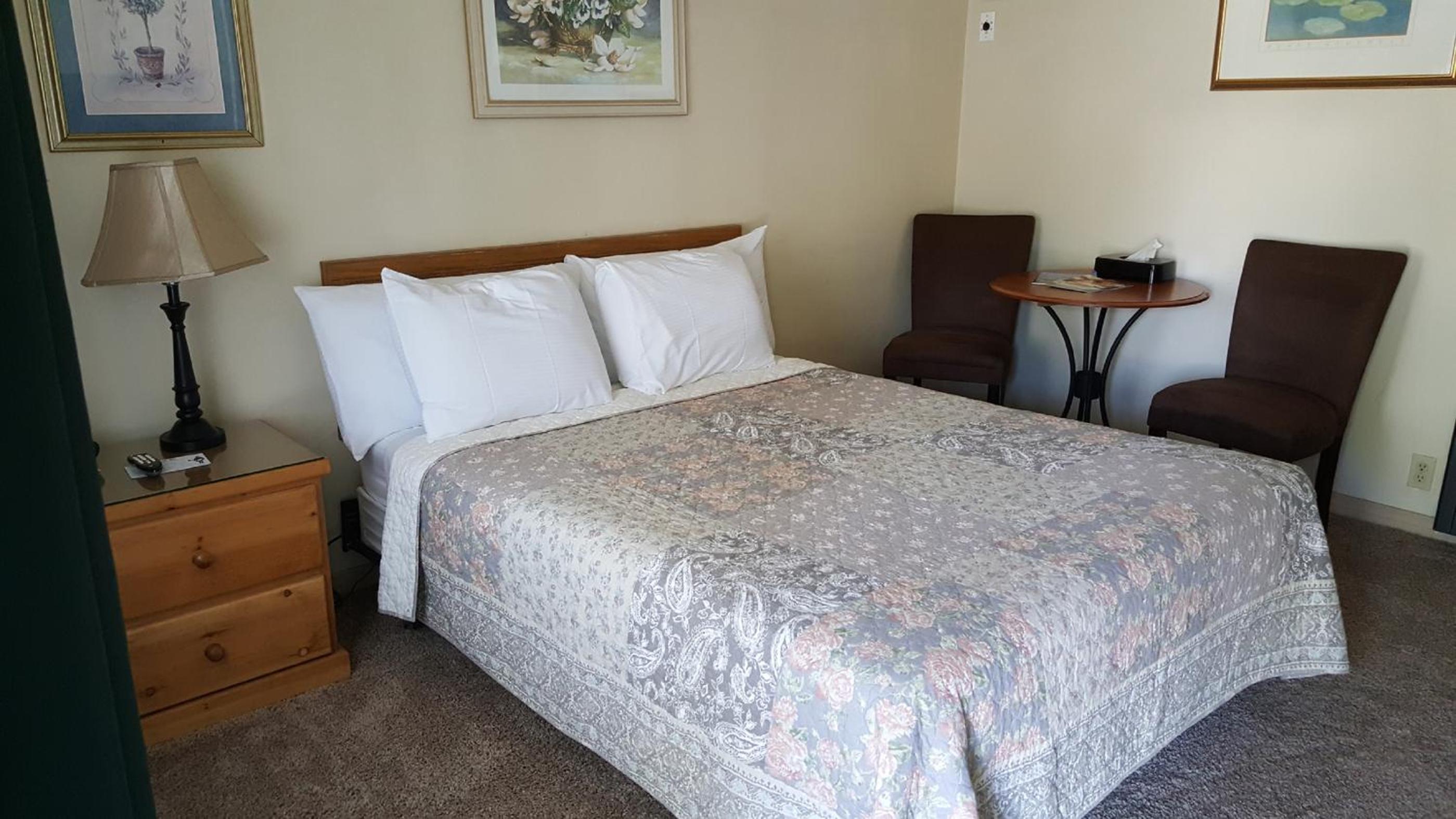 Bishop Village Motel