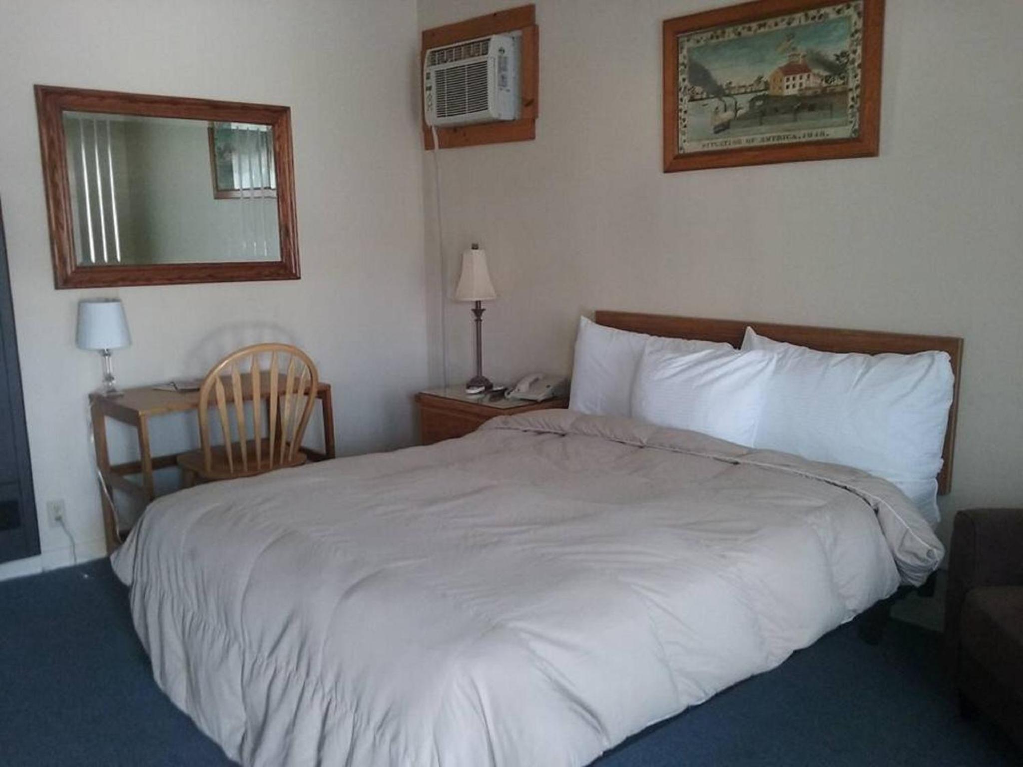 Bishop Village Motel