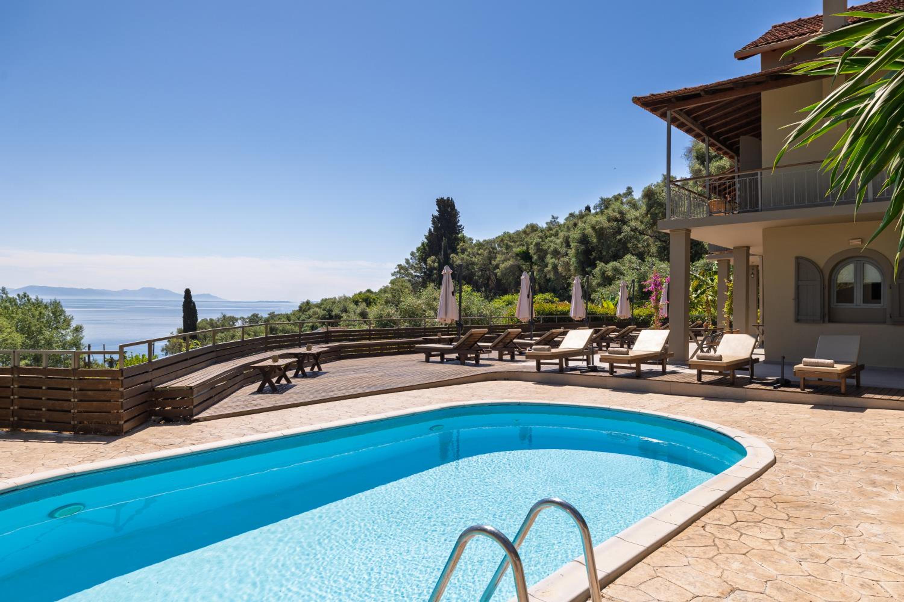 The Summit Escape House