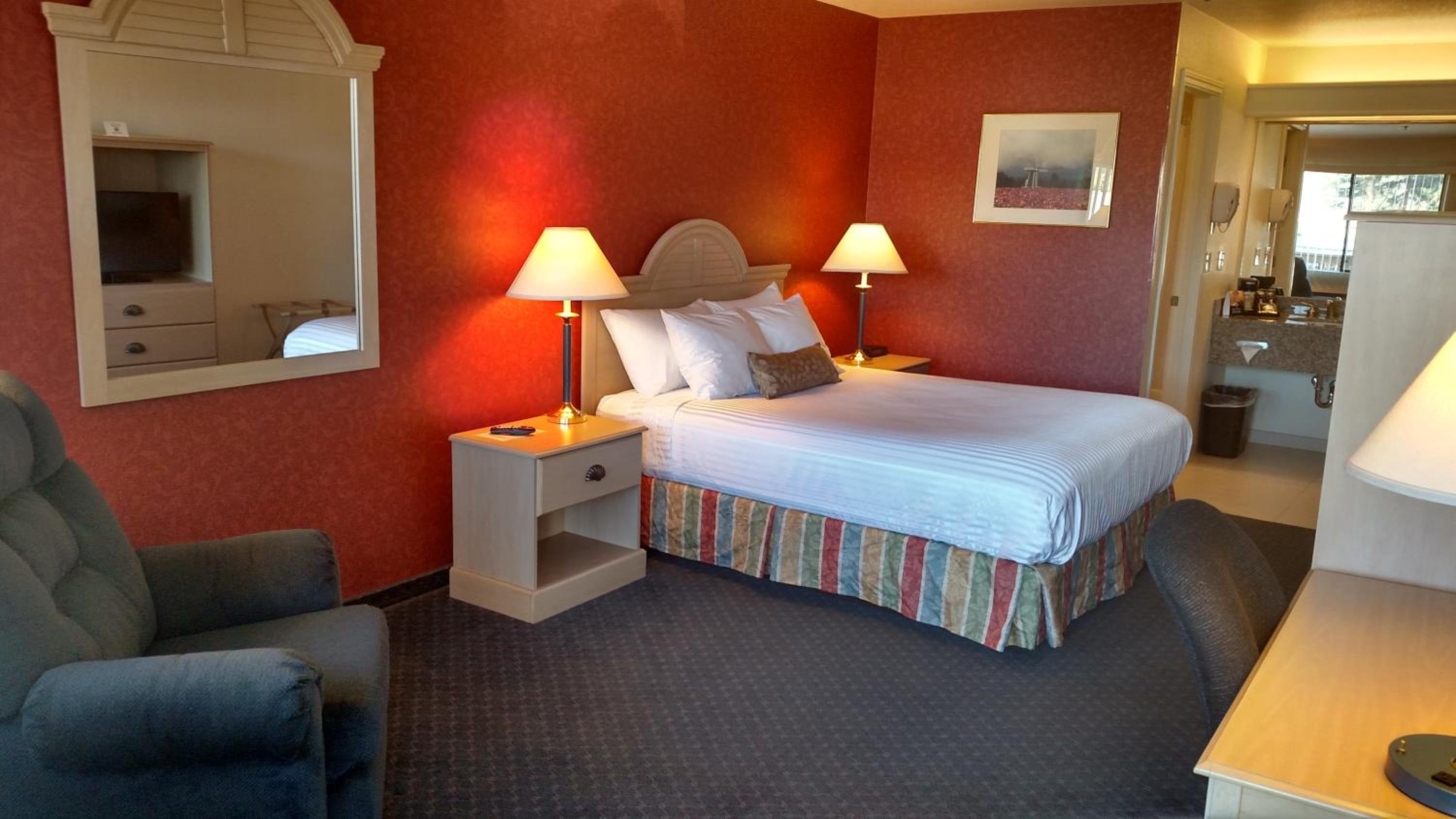 Lewis River Inn