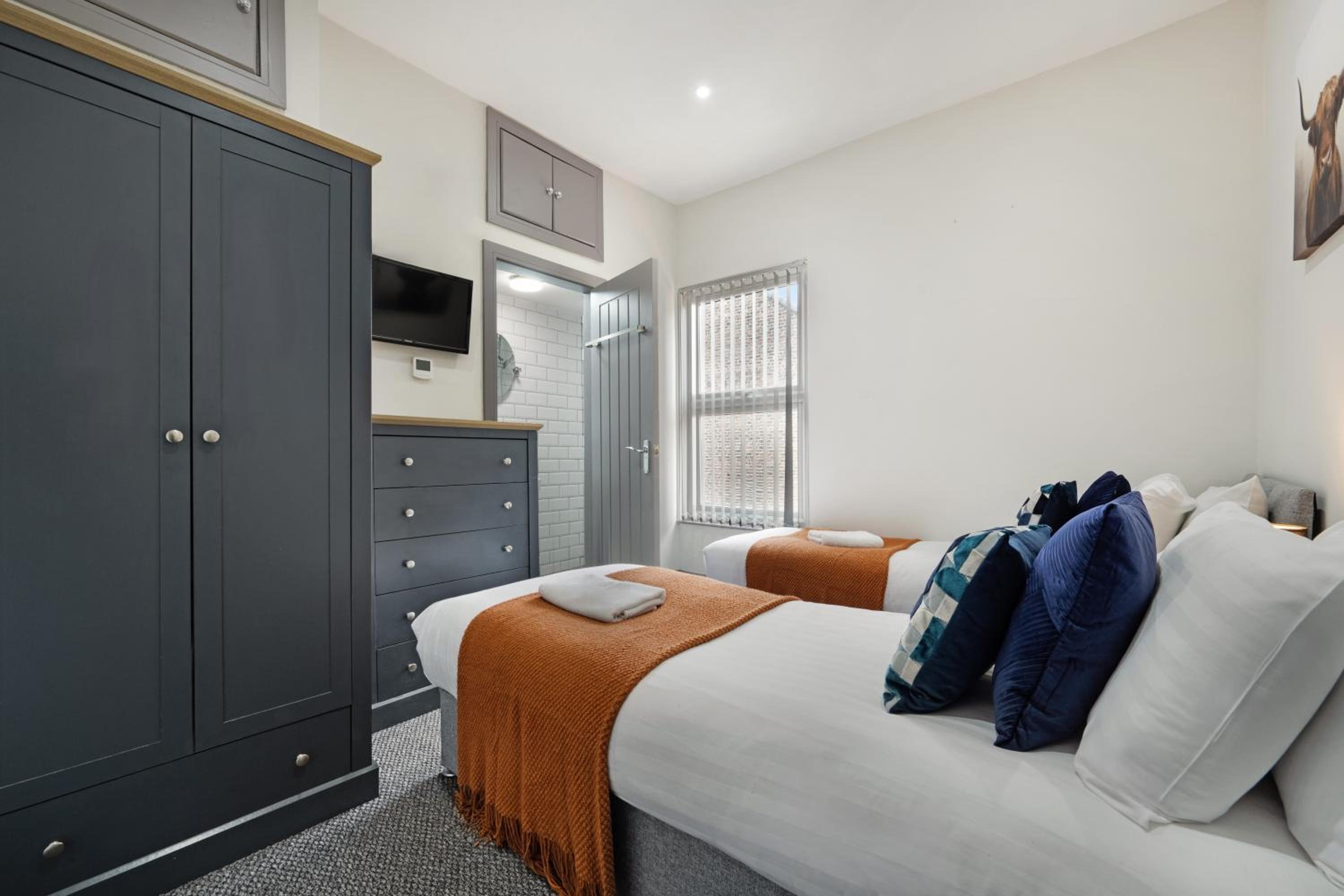 Anfield Nest - Air Host & Stay - 3 bed 3 bath