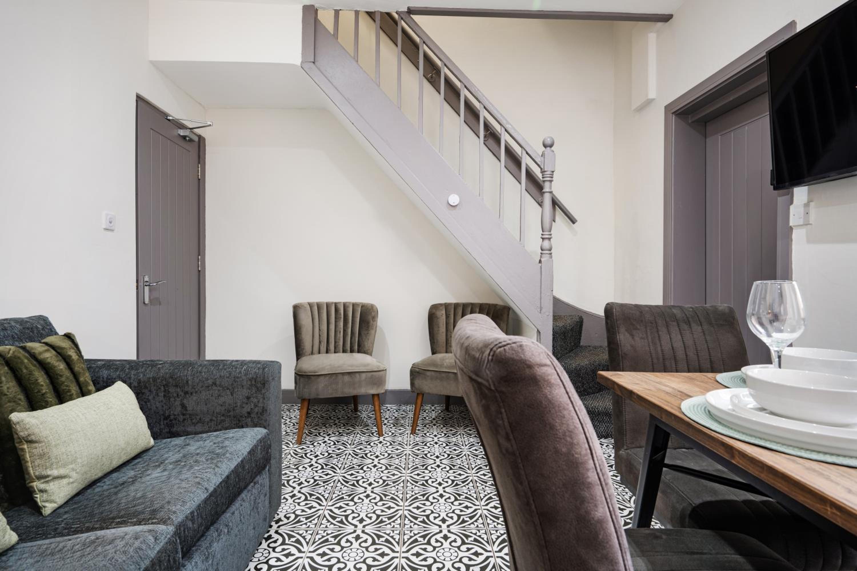 Anfield Nest - Air Host & Stay - 3 bed 3 bath