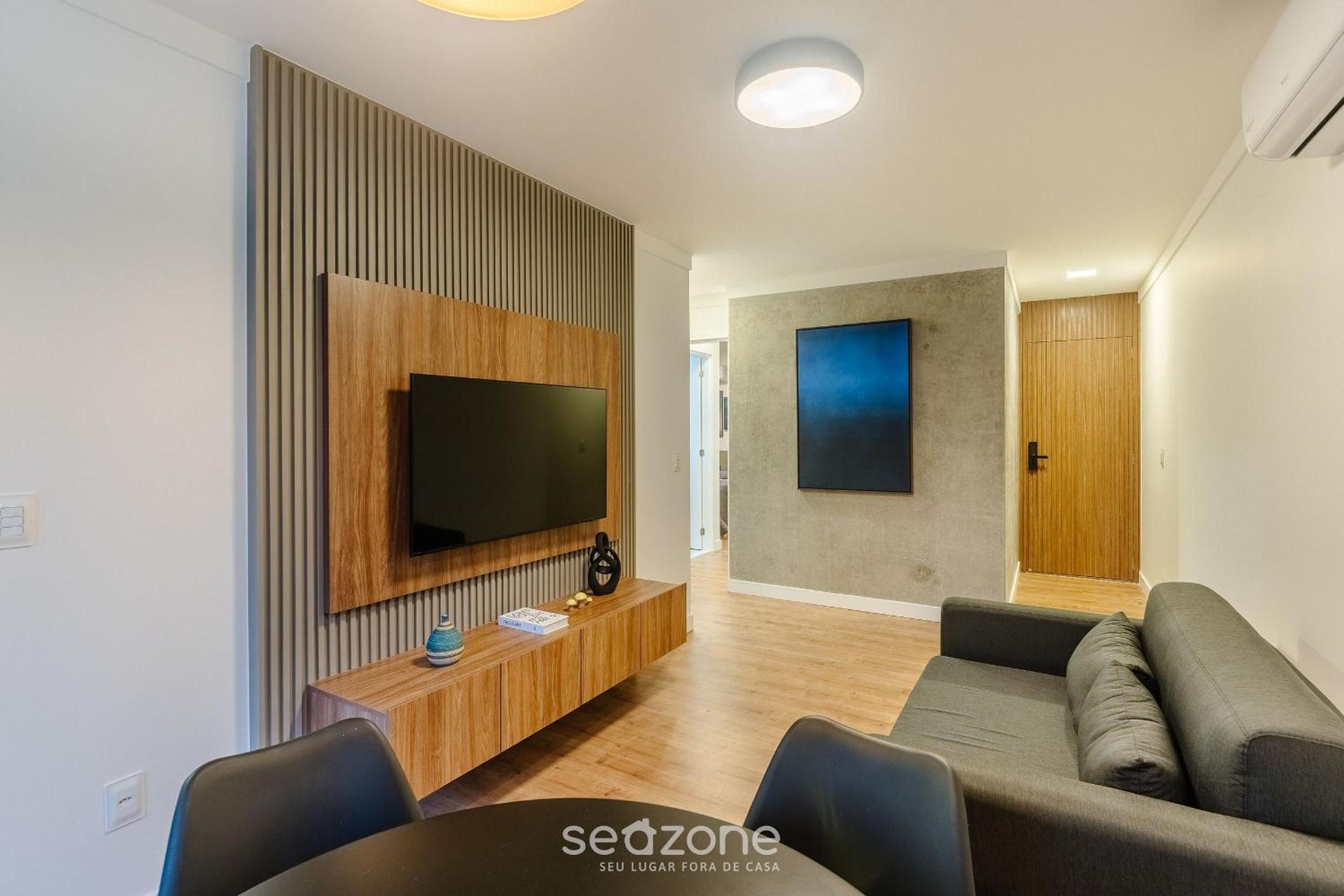 Building with New Apartments 300m from the Beach - EEP