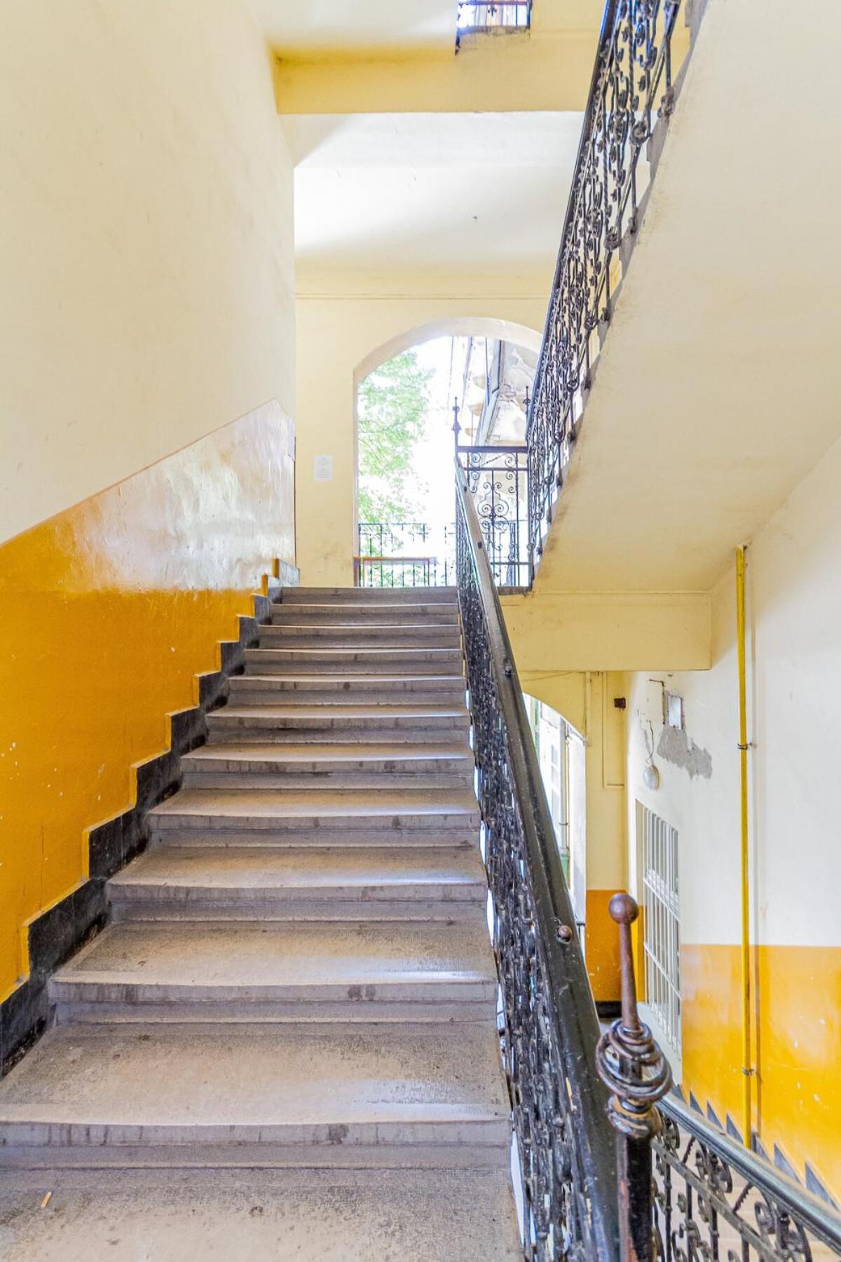 AK57 Central Apartment