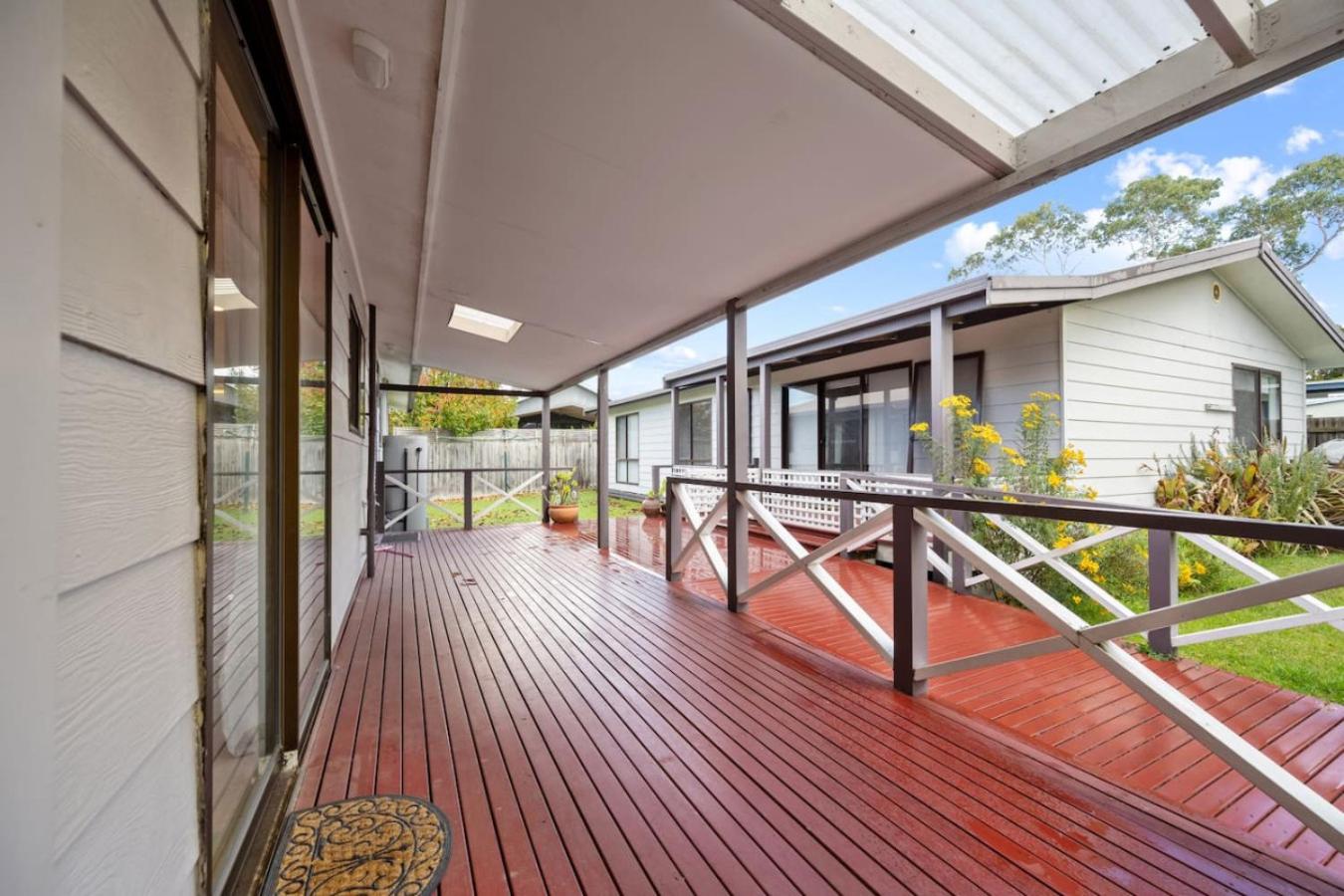 Inverloch Dual Retreat with Spa Bath 400m to Beach