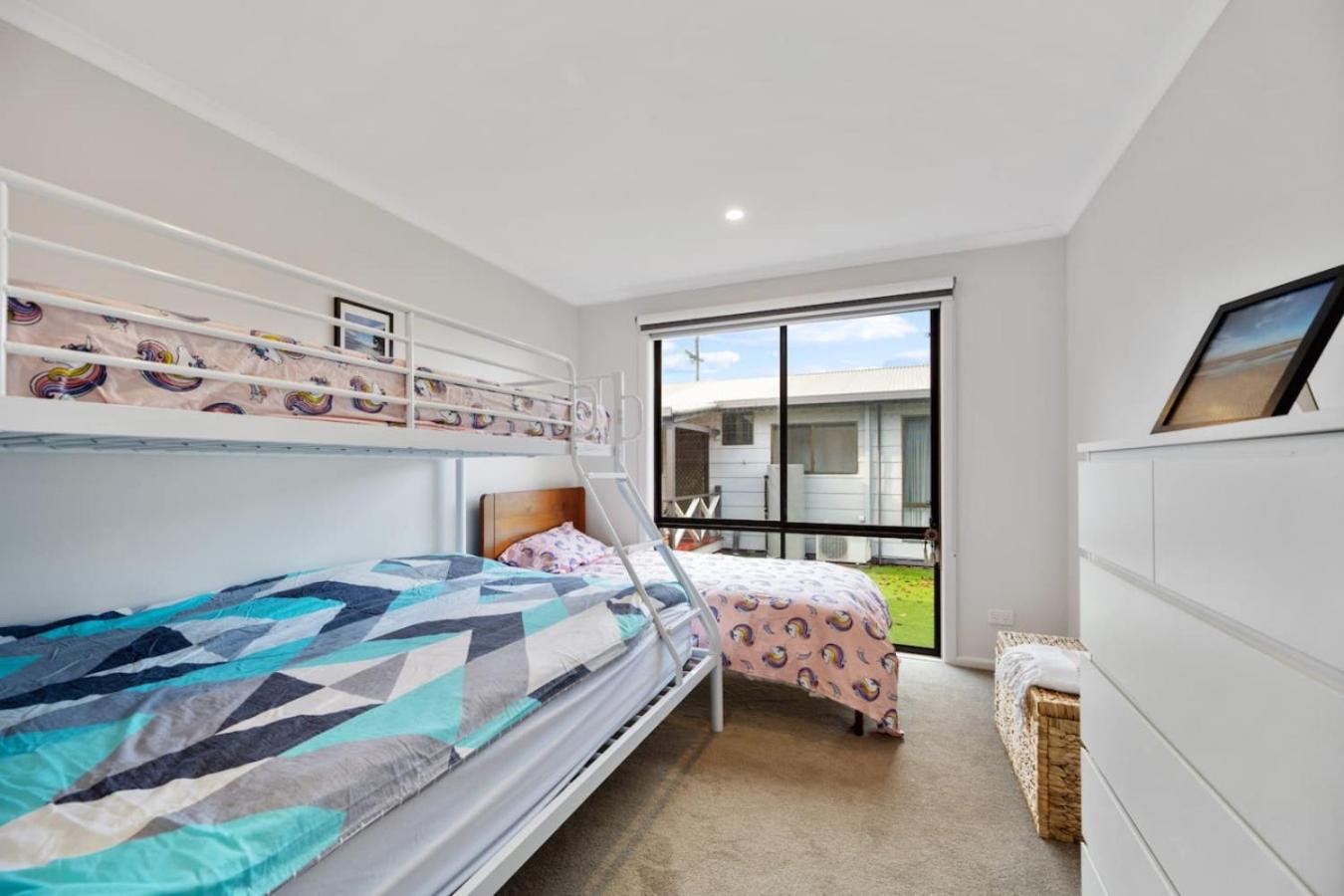 Inverloch Dual Retreat with Spa Bath 400m to Beach