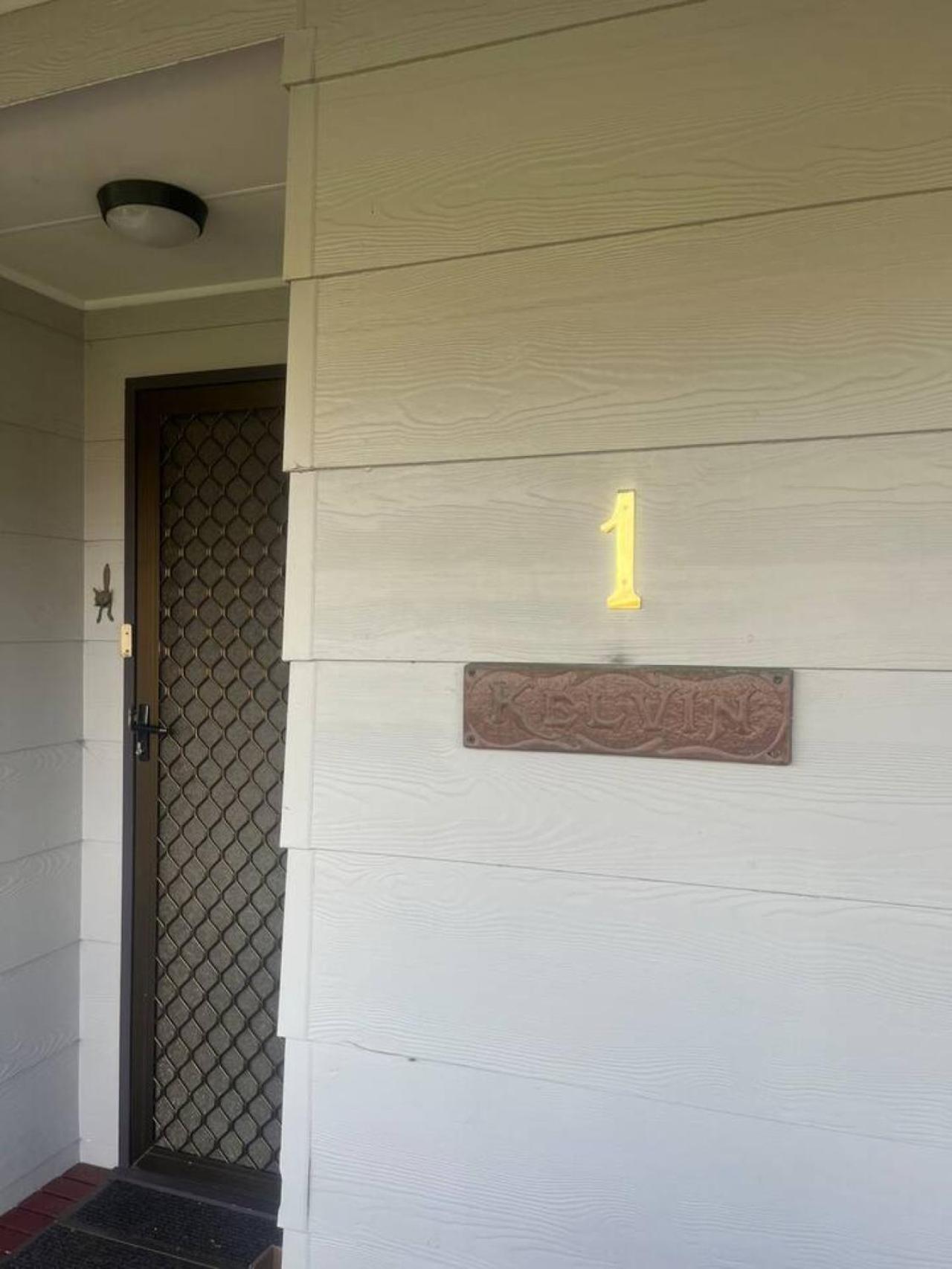 Inverloch Dual Retreat with Spa Bath 400m to Beach