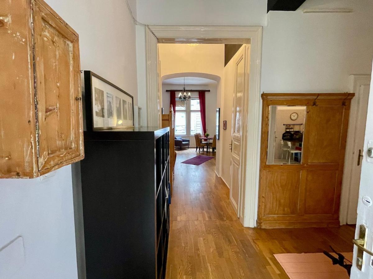 I68 Spacious 2BR