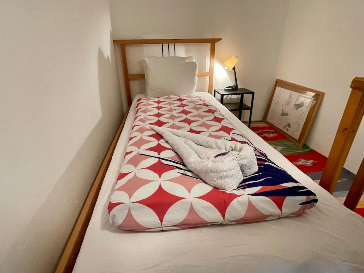 I68 Spacious 2BR