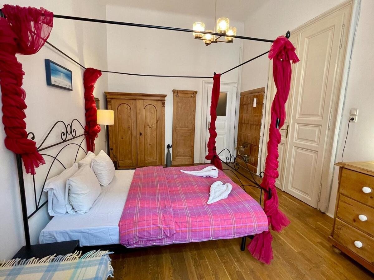 I68 Spacious 2BR