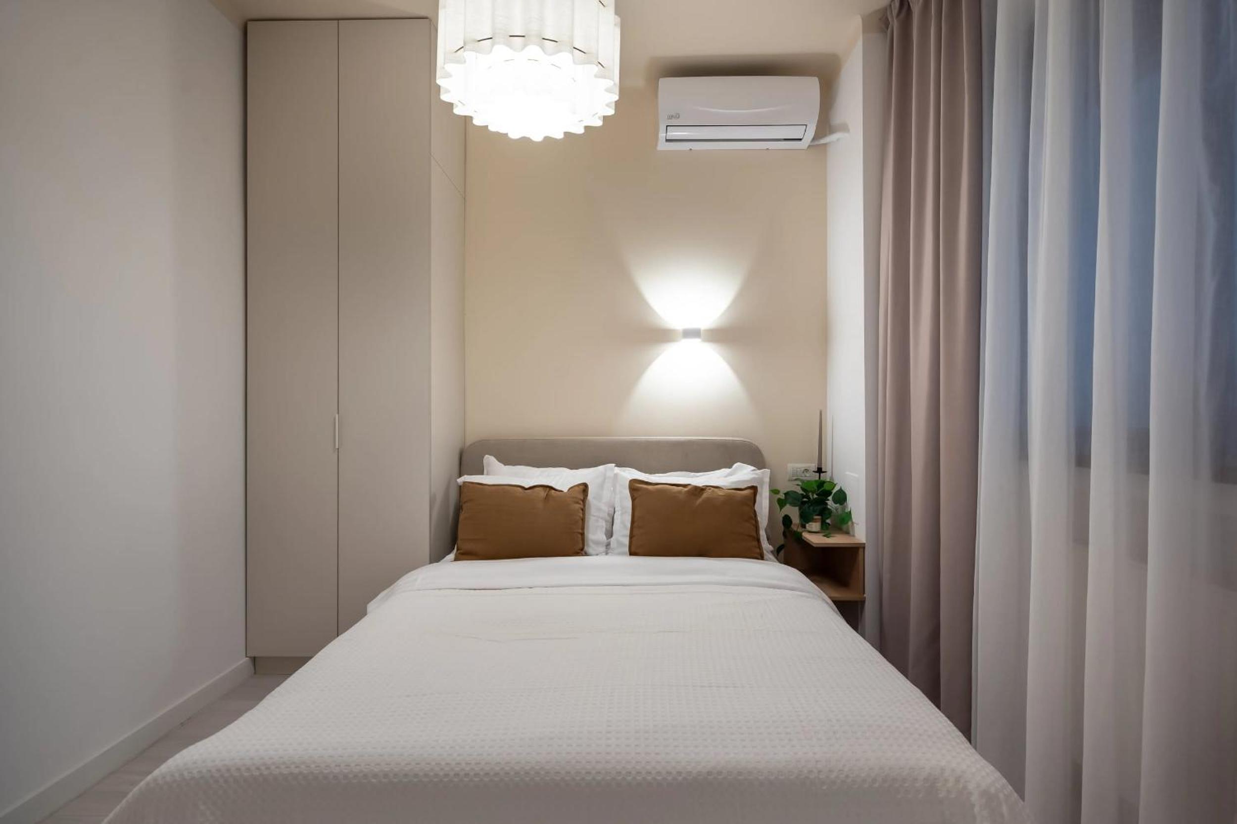 Perfect City Base - Steps from Piata Universitatii