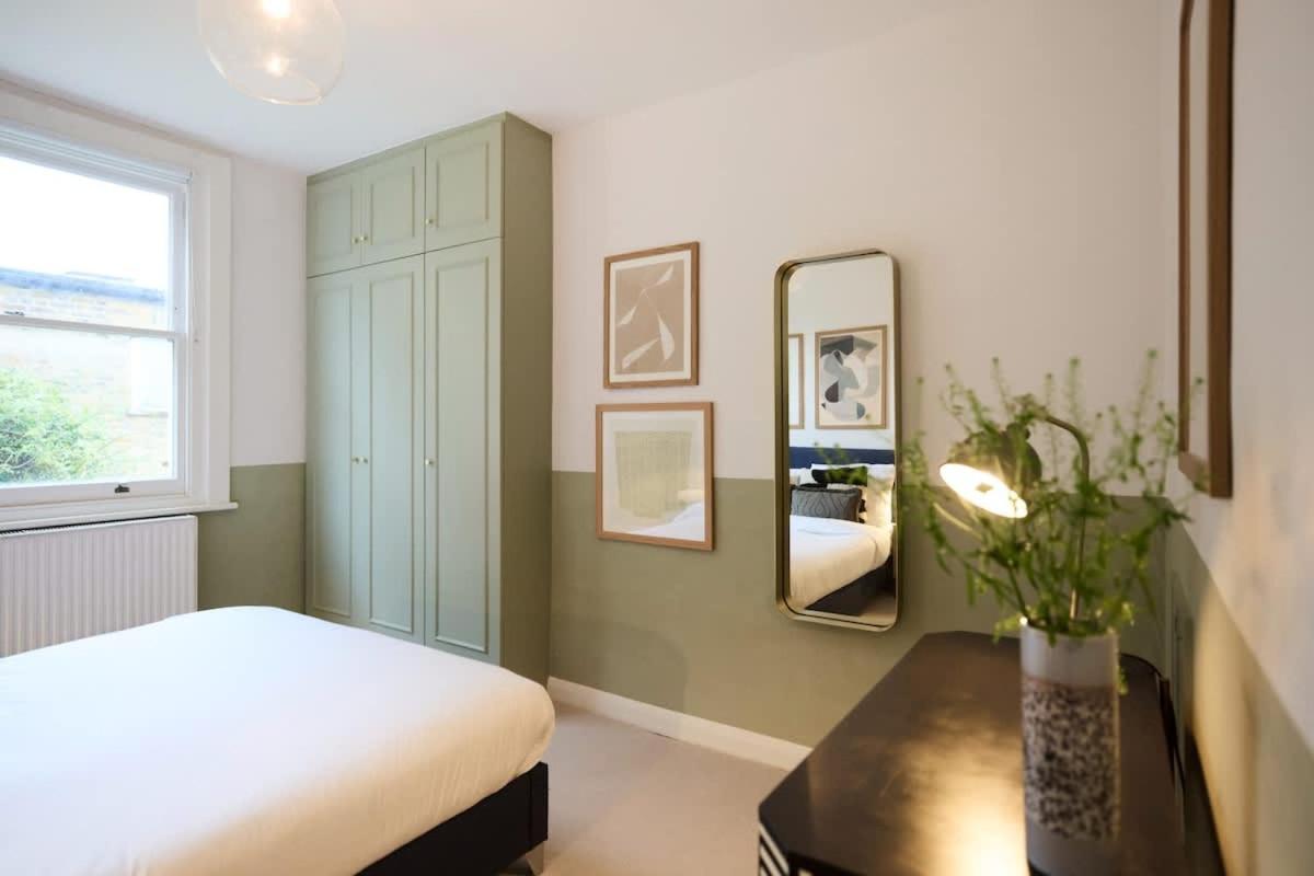 The Kensal Green Hideout - Classy 2BDR Apartment