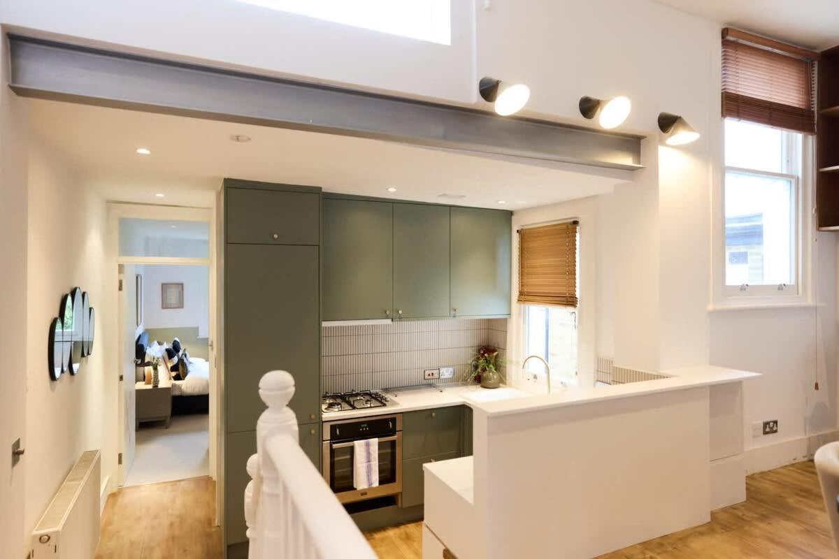 The Kensal Green Hideout - Classy 2BDR Apartment