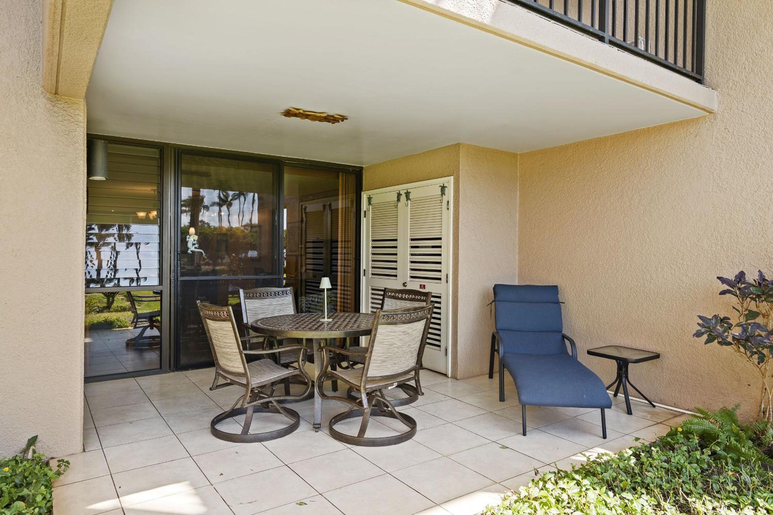 Kamaole Sands 10-113 - Ocean View, Ground Level, Stunning Renovation, Split-AC!