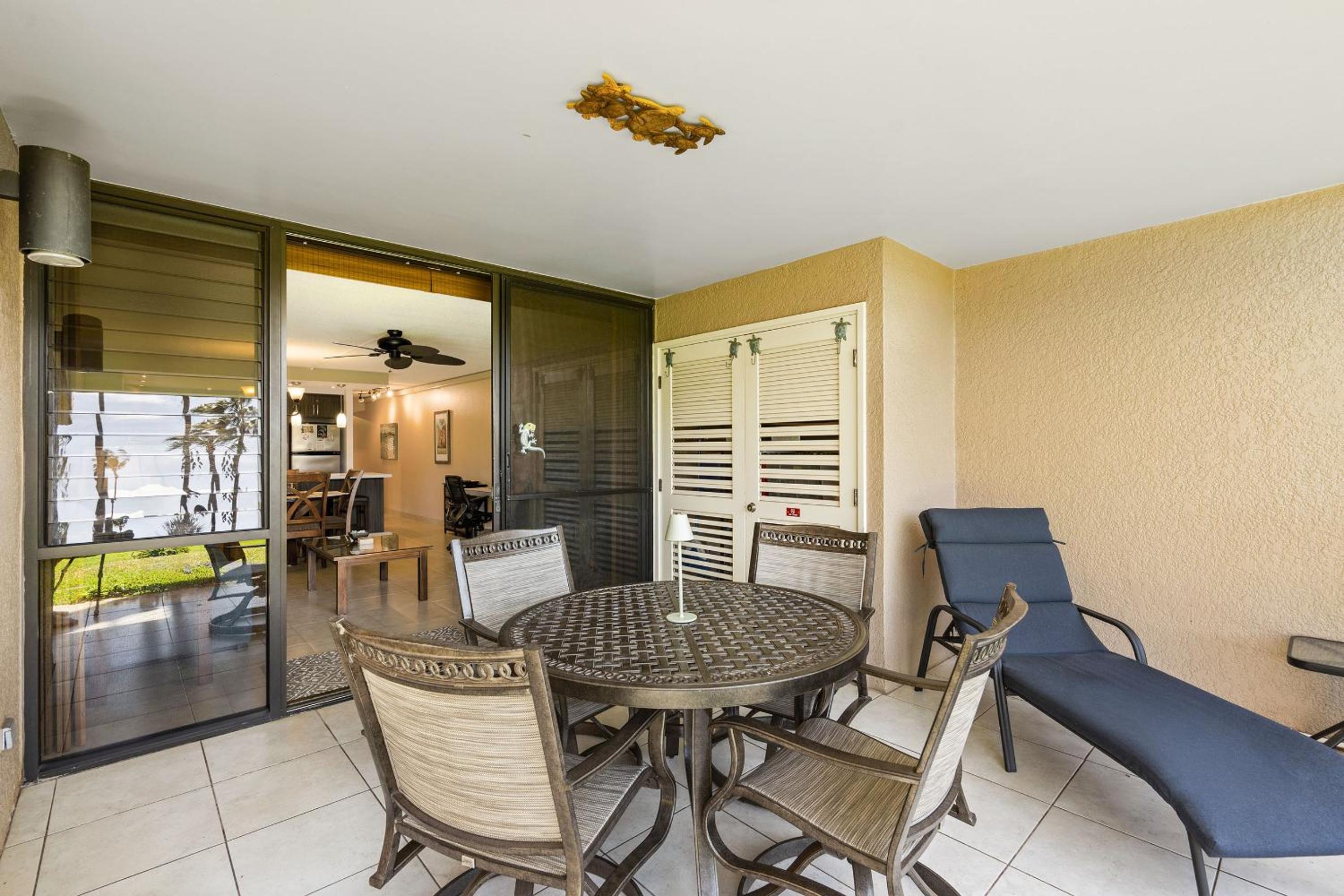 Kamaole Sands 10-113 - Ocean View, Ground Level, Stunning Renovation, Split-AC!