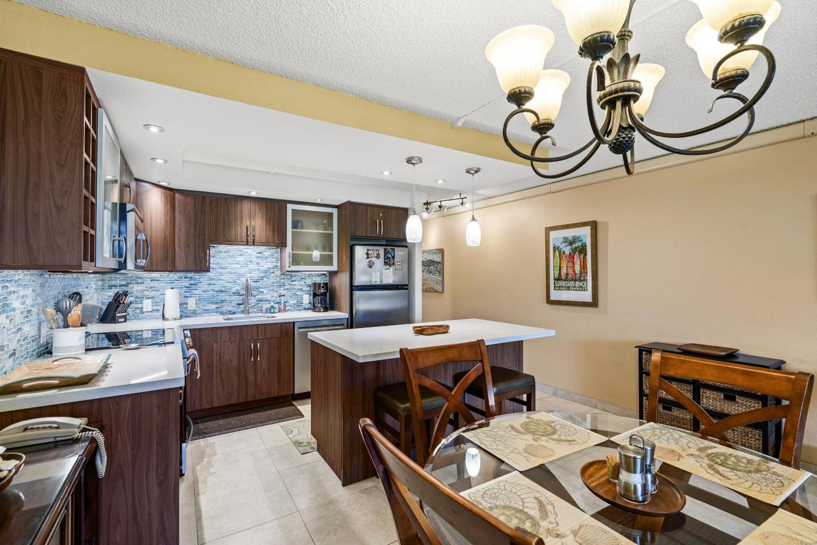 Kamaole Sands 10-113 - Ocean View, Ground Level, Stunning Renovation, Split-AC!