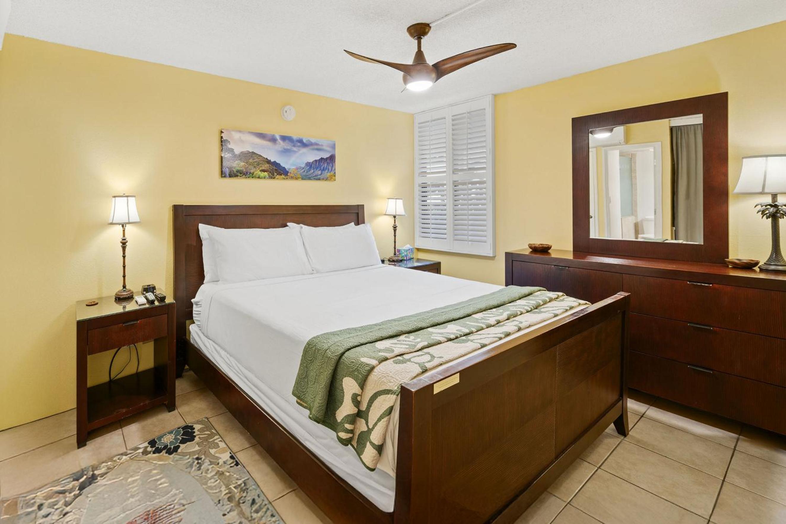 Kamaole Sands 10-113 - Ocean View, Ground Level, Stunning Renovation, Split-AC!