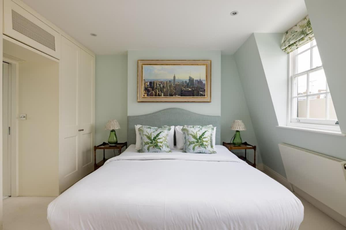 The Chelsea Abode - 4BDR Home with Terrace